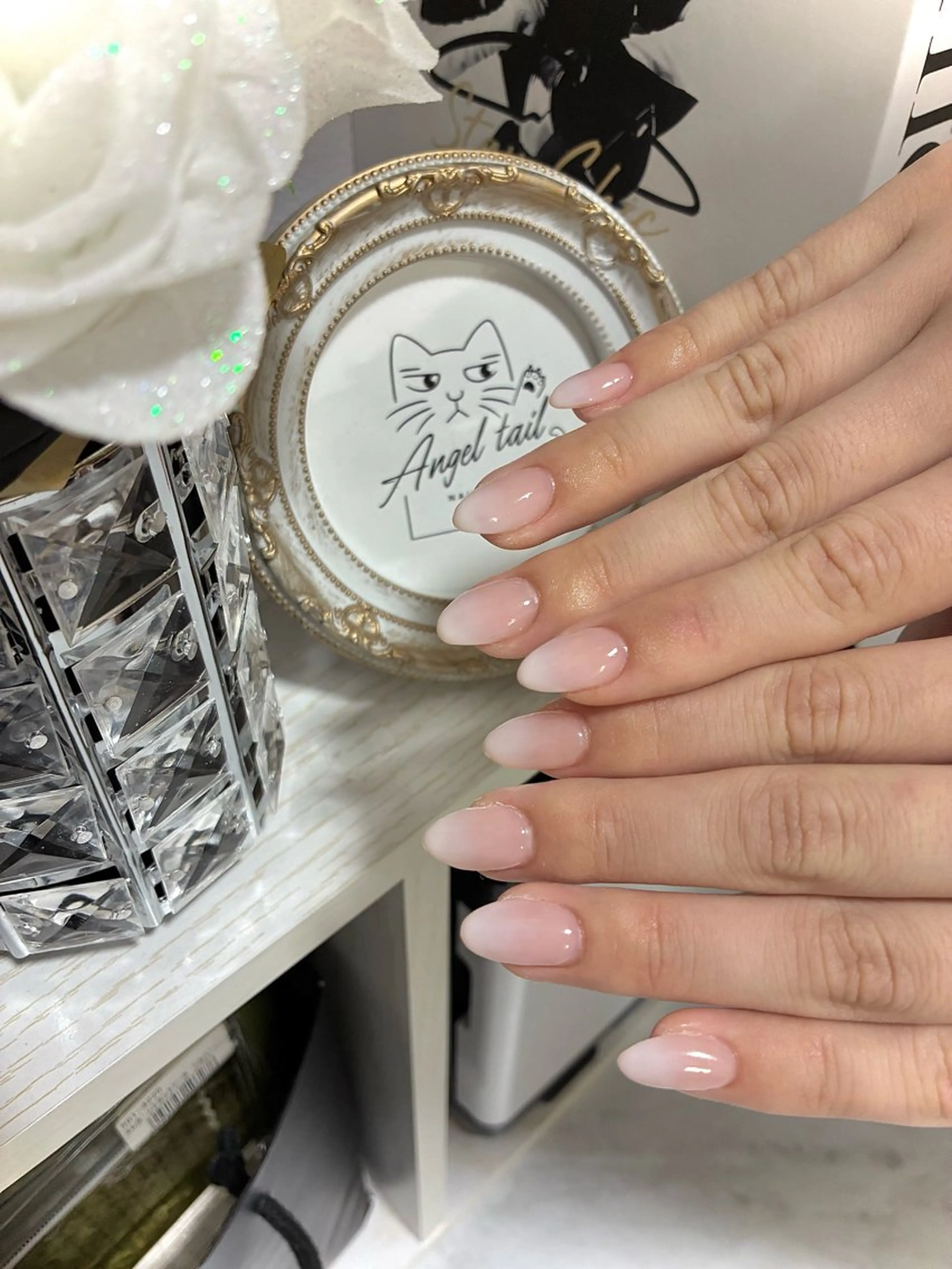 ネイル ハンドネイル Angel tailのネイルデザイン