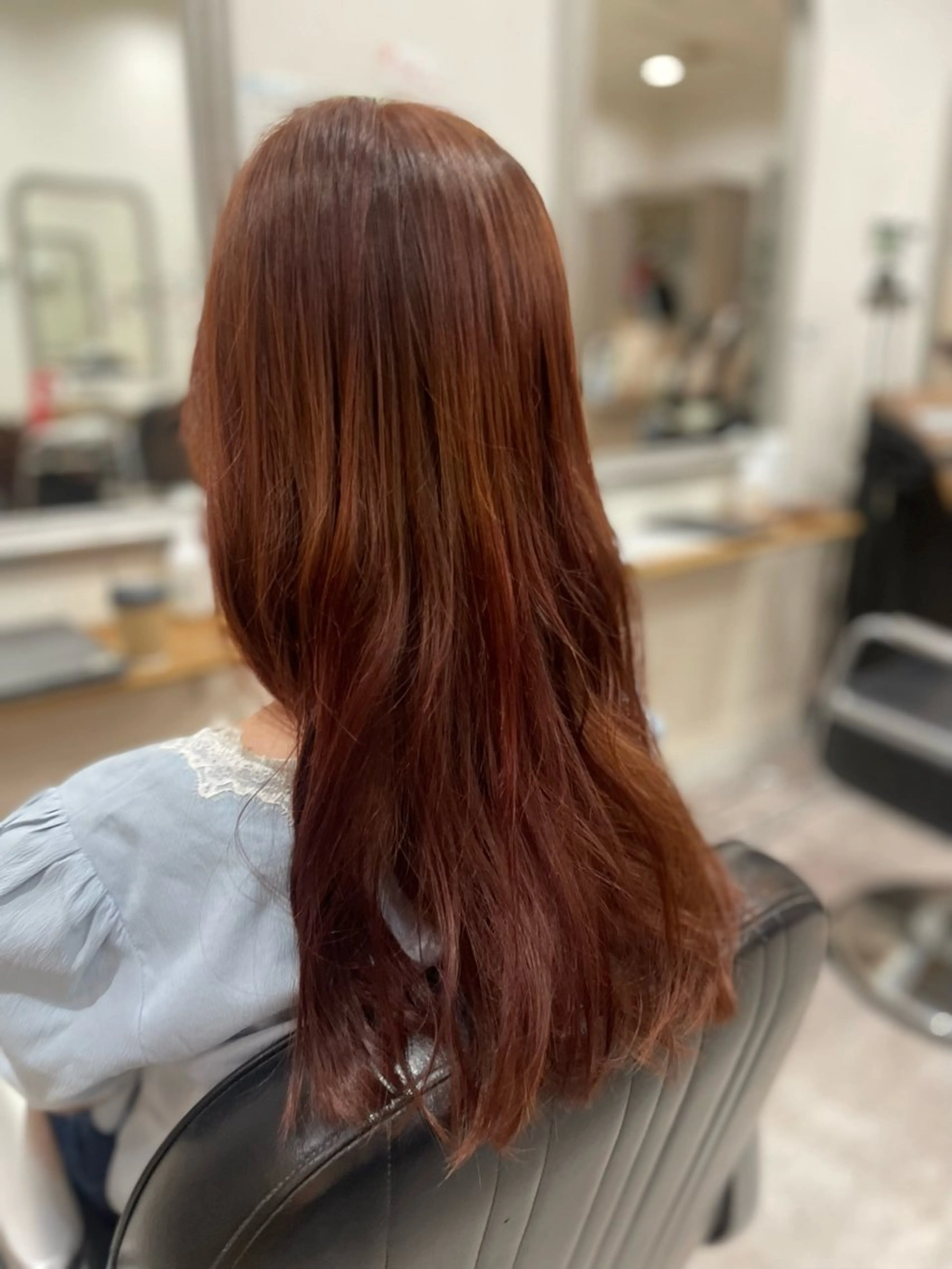 ロング カラー 堀川 希歩のヘアスタイル