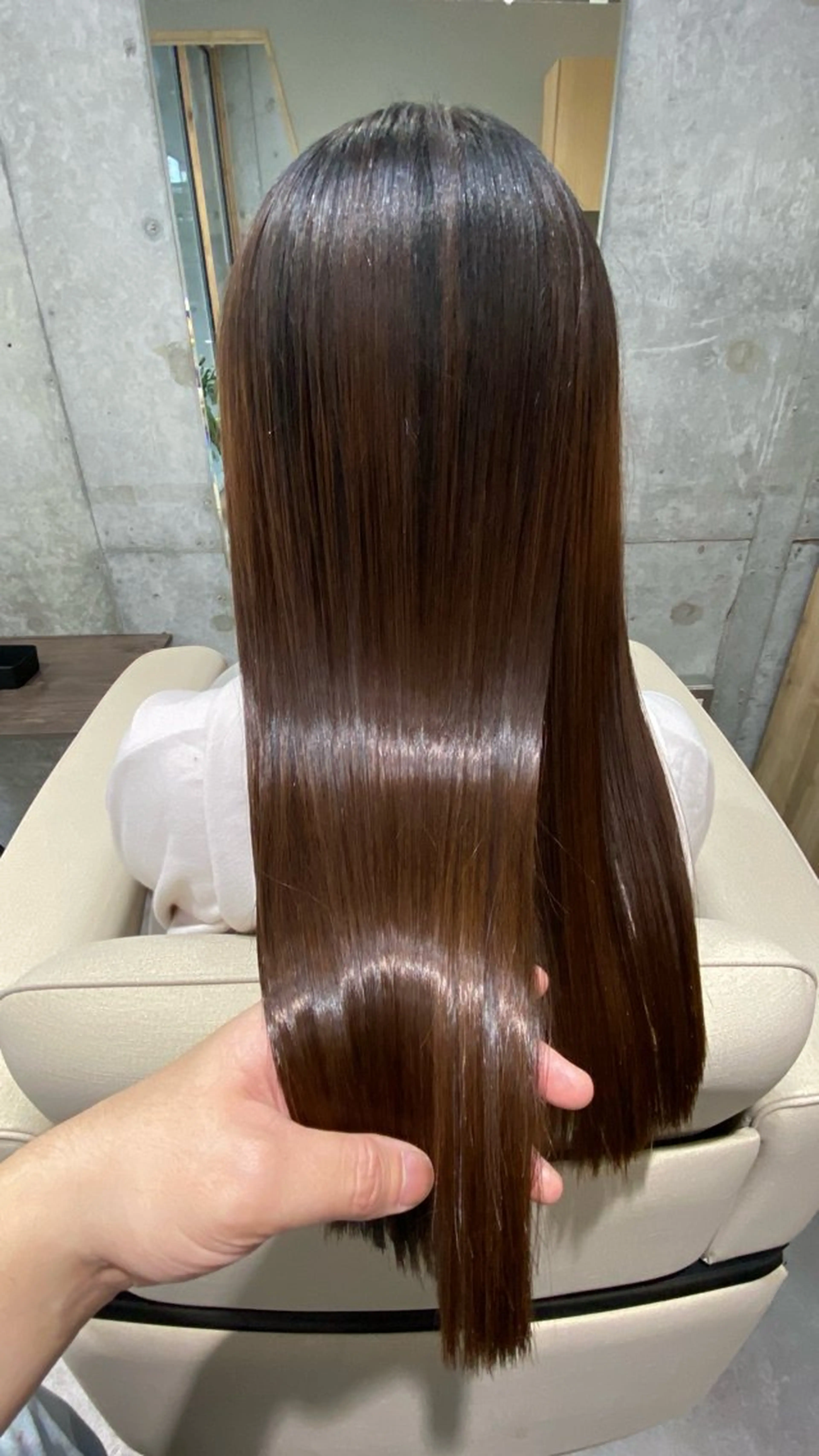 ロング 縮毛矯正 トリートメント 酸熱トリートメント ヘアカラー 原田 直哉のヘアスタイル