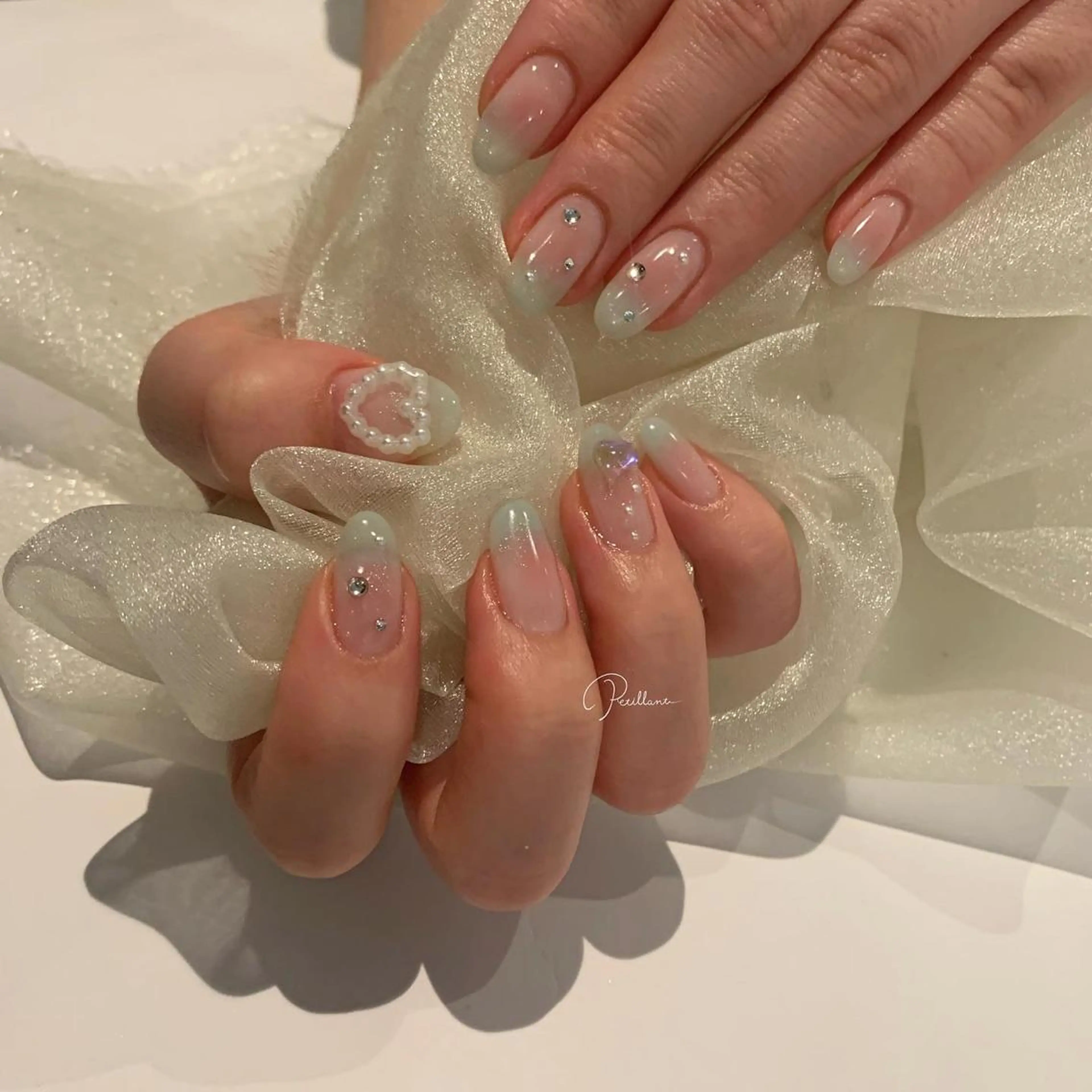 ネイル ゆびのさき所属・shiho /Petillantのネイルデザイン