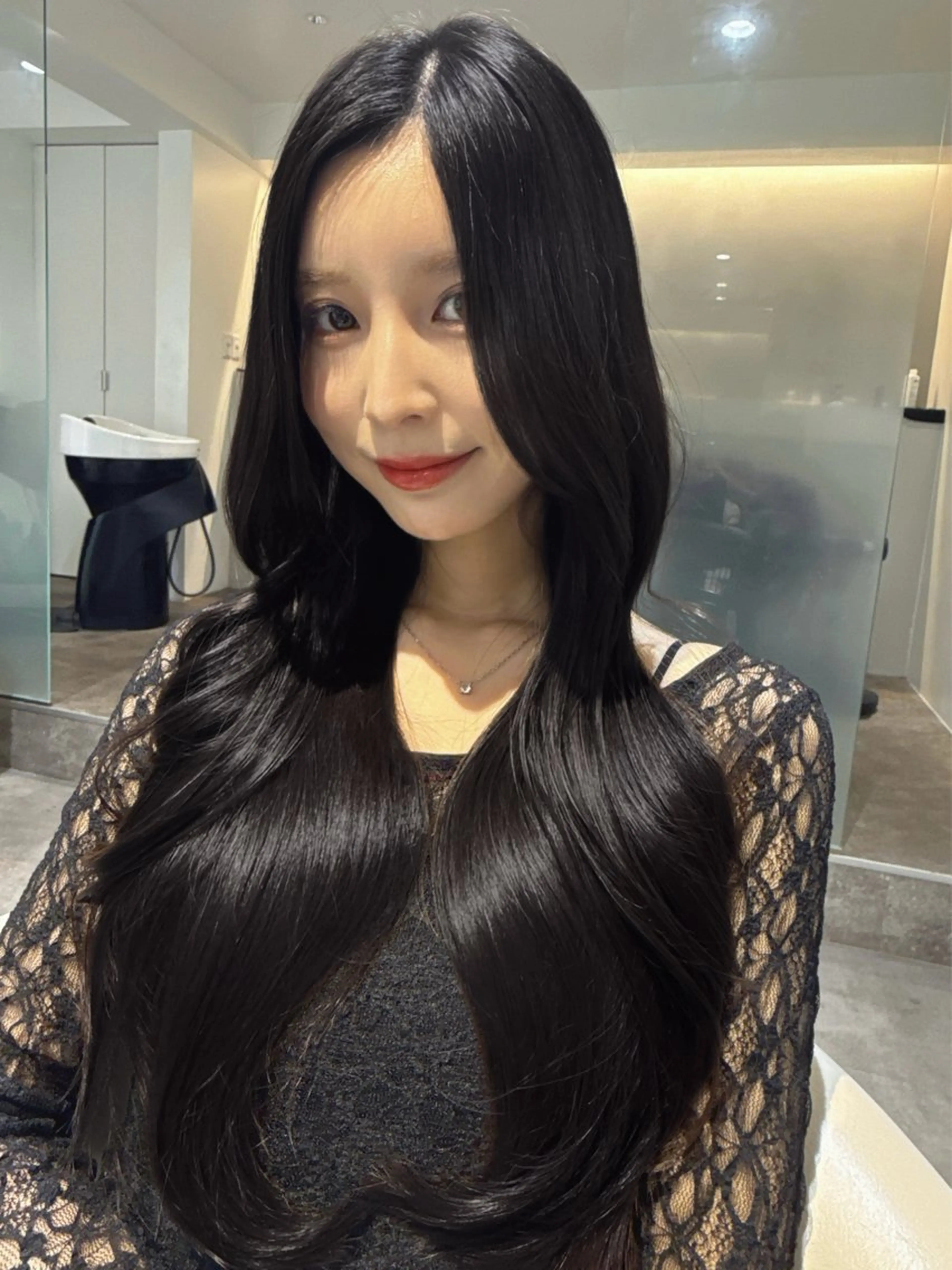 ロング カラー 黒髪 学生 就活ヘア 髪質改善 トリートメント カット ヘアカラー トリートメント 💎透明感カラー特化 💎TAISEIのヘアスタイル