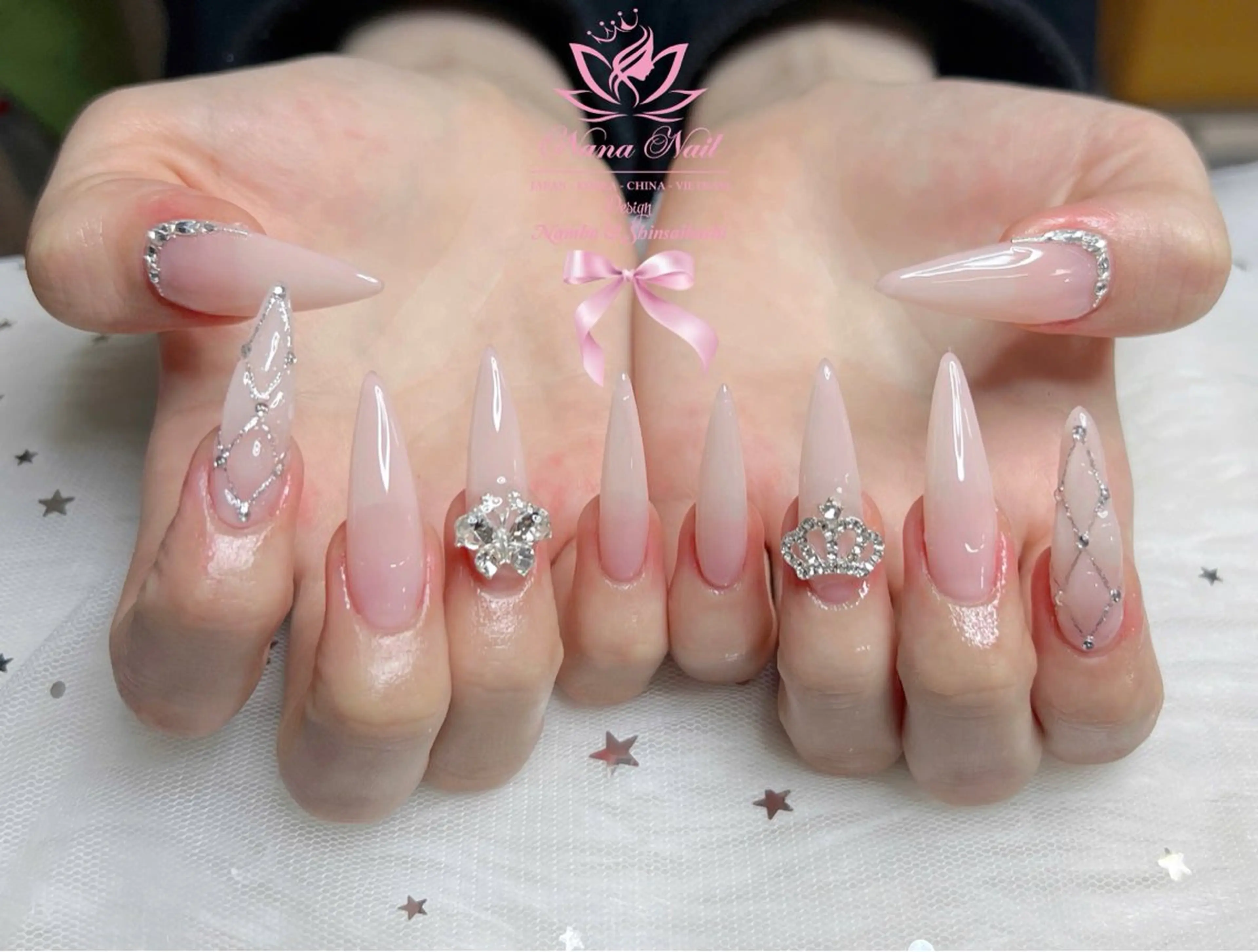 【長さだし】ジェル6本アート・パーツ付け放題 ¥12900→￥10550 オフ無料の写真