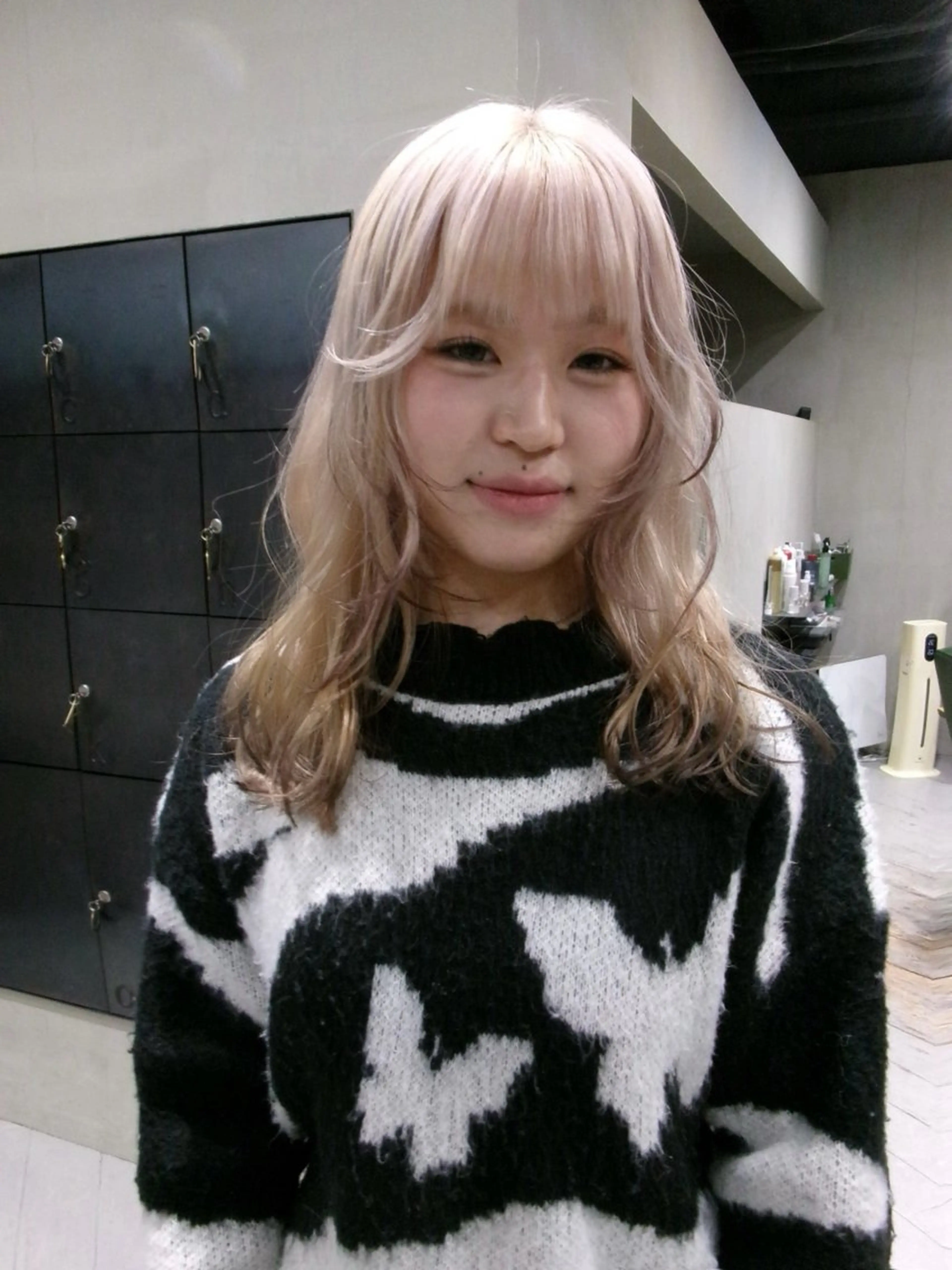 【火水木日限定】カット+1ブリーチ+カラーの写真