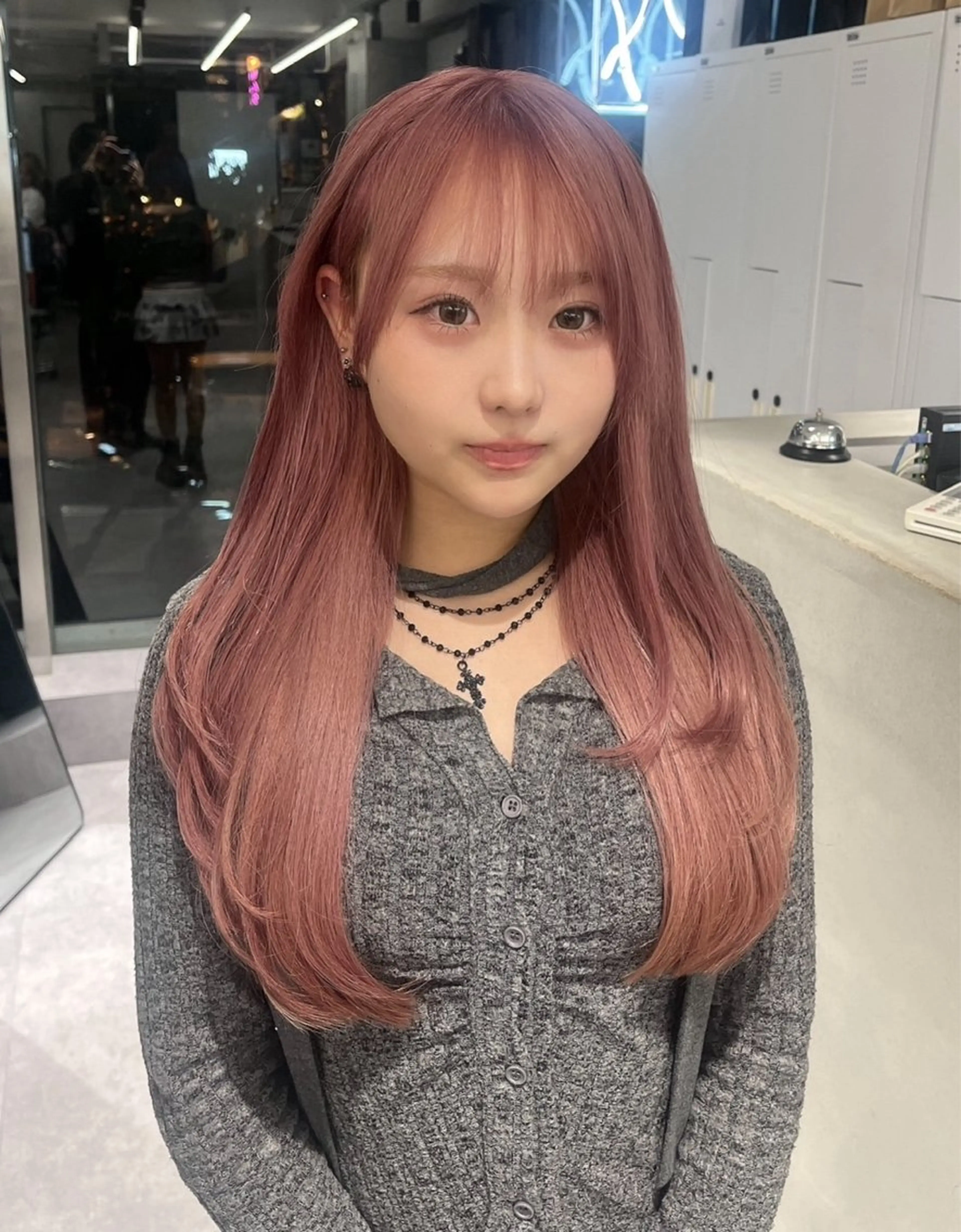 ロング カラー ヘアカラー 西村 理伽のヘアスタイル