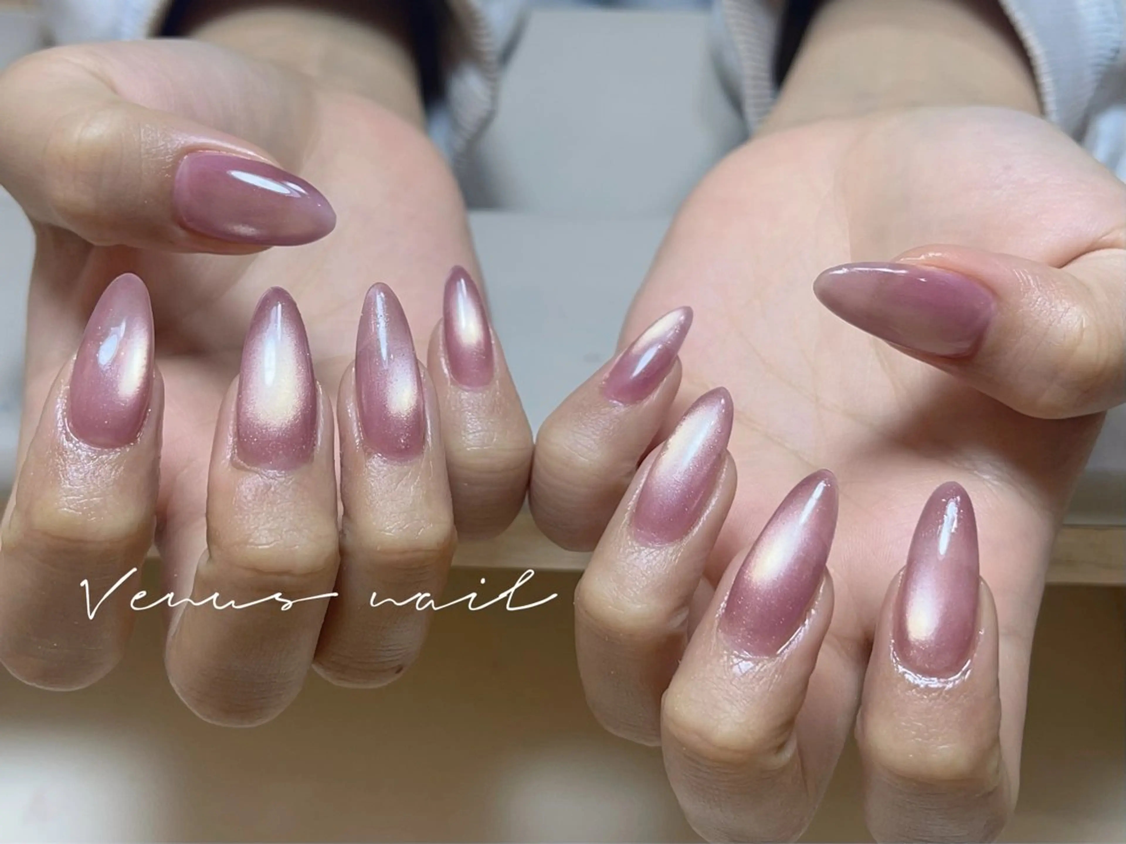 ネイル フレンチネイル ガーリー ガラスフレンチ 韓国ネイル ロングネイル ハンドネイル Venus nail チップ長さだし専門店のネイルデザイン