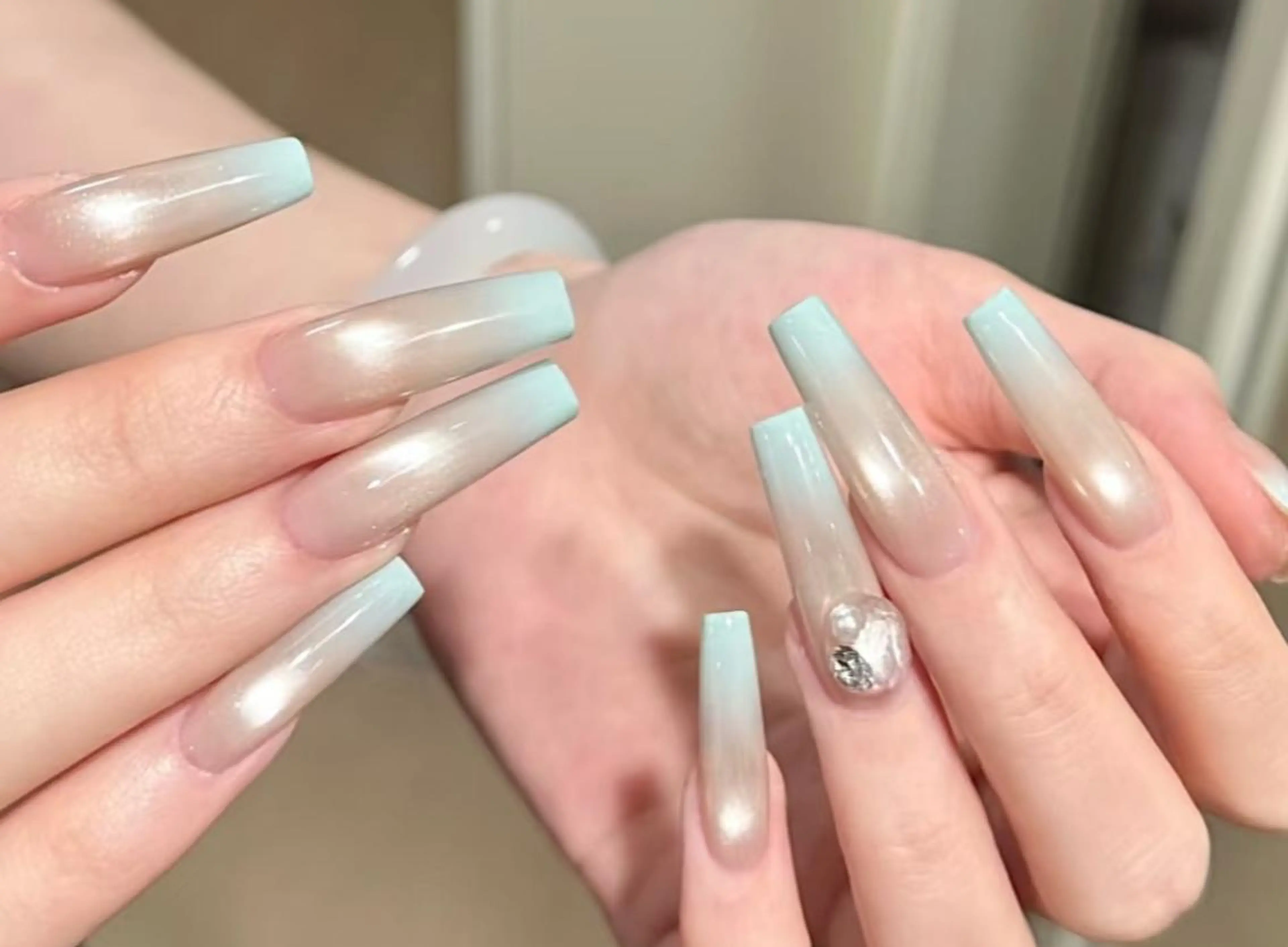 ネイル ハンドネイル 🎀 Ayaka_nailのネイルデザイン
