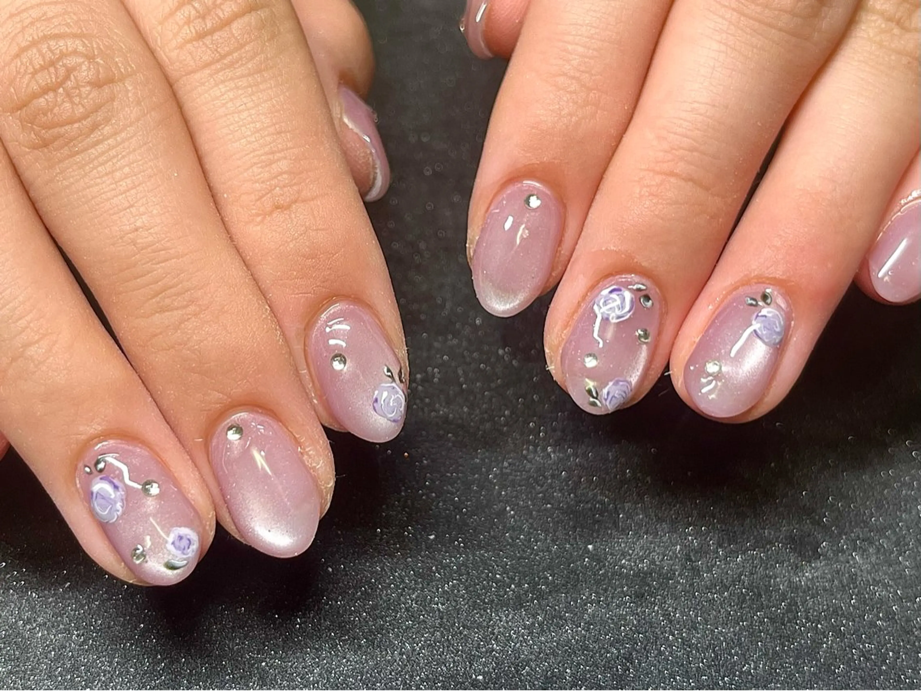 ネイル ハンドネイル Chika .のネイルデザイン