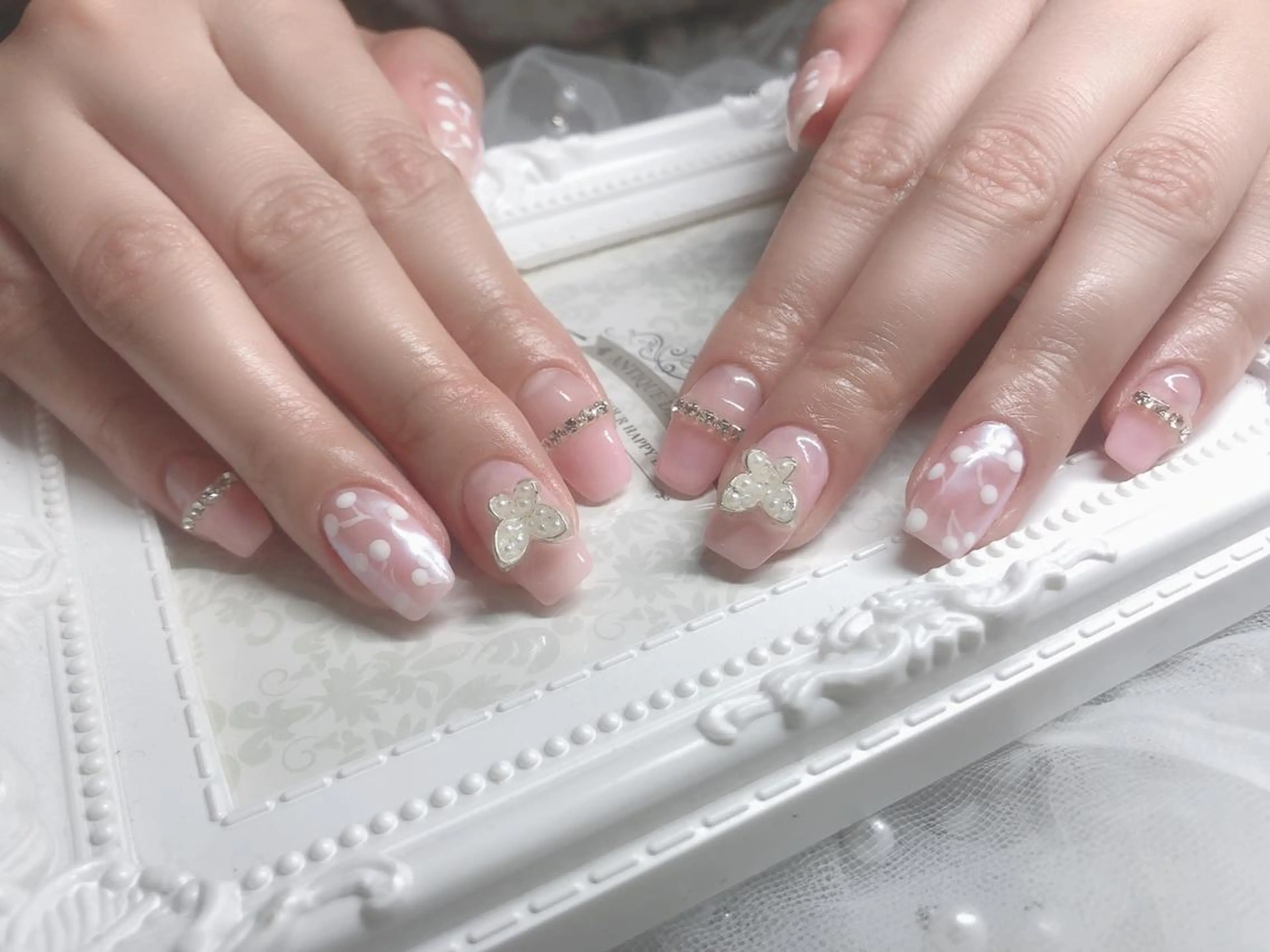 ネイル ハンドネイル ハンドケア Eveネイル チップスカルプ専門店のネイルデザイン