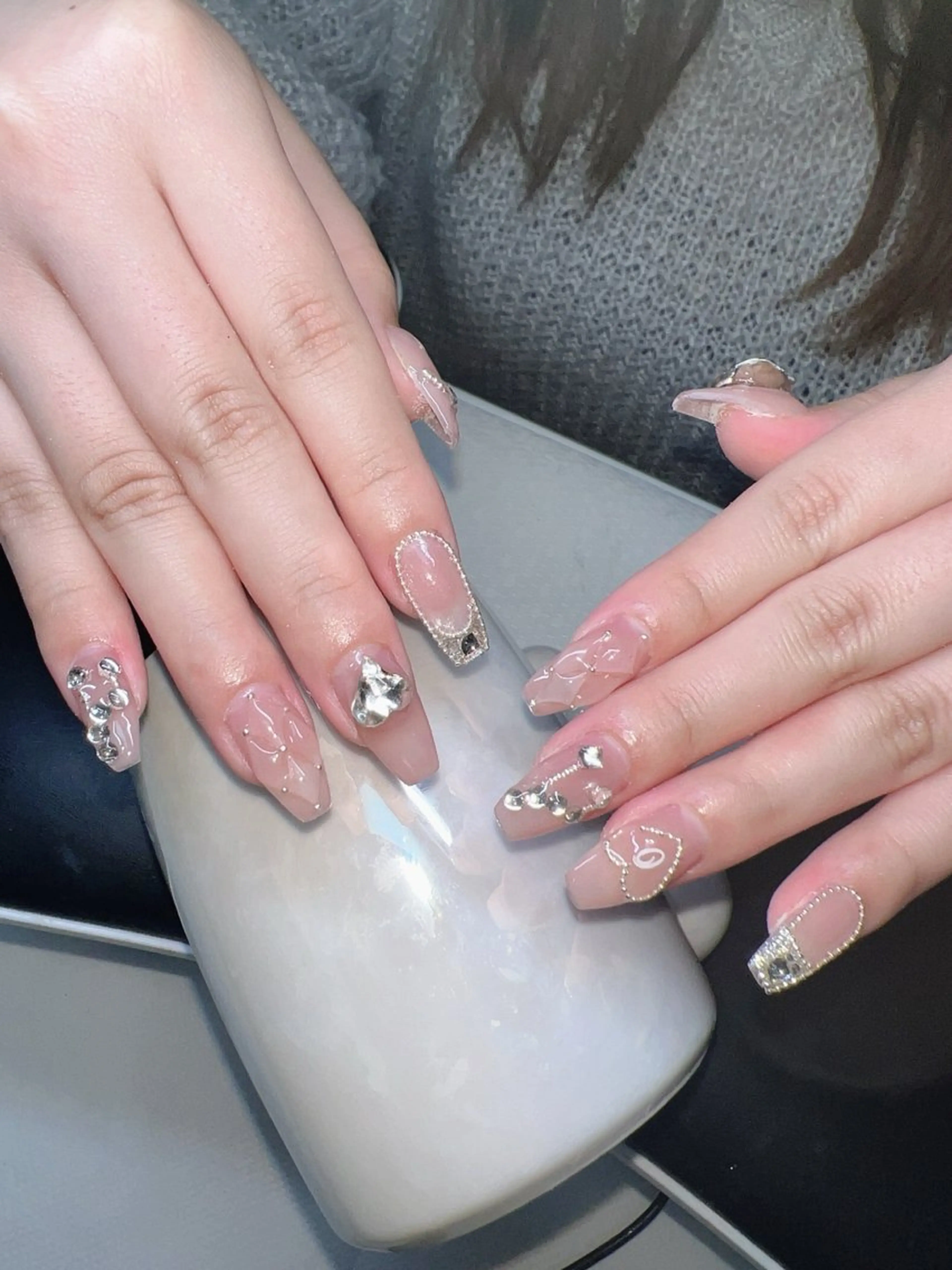 ネイル オーロラネイル チークネイル 長さ出し フットネイル フレンチネイル Lee Nailsのネイルデザイン