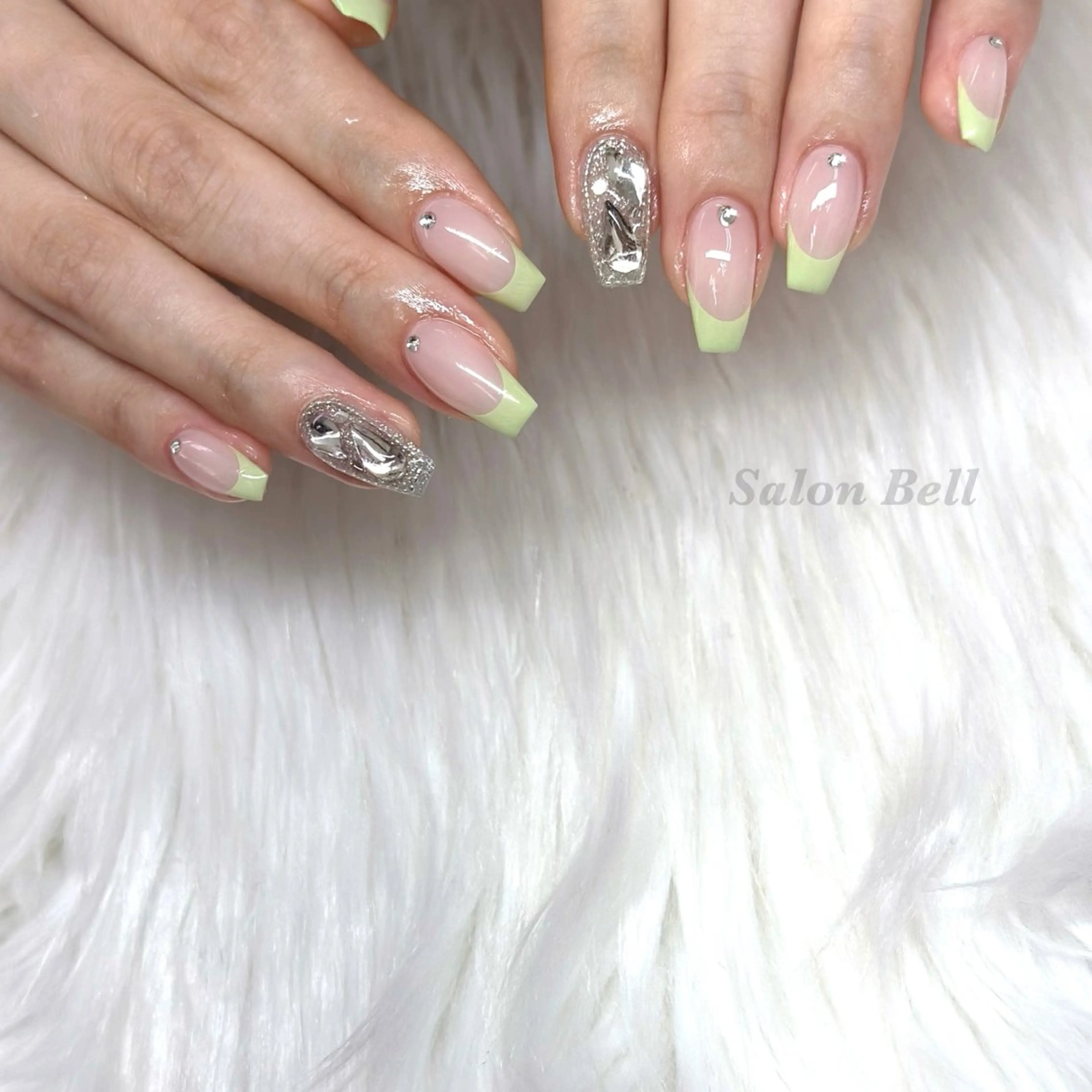 ネイル Bell 富田林店 SAYAKAのネイルデザイン