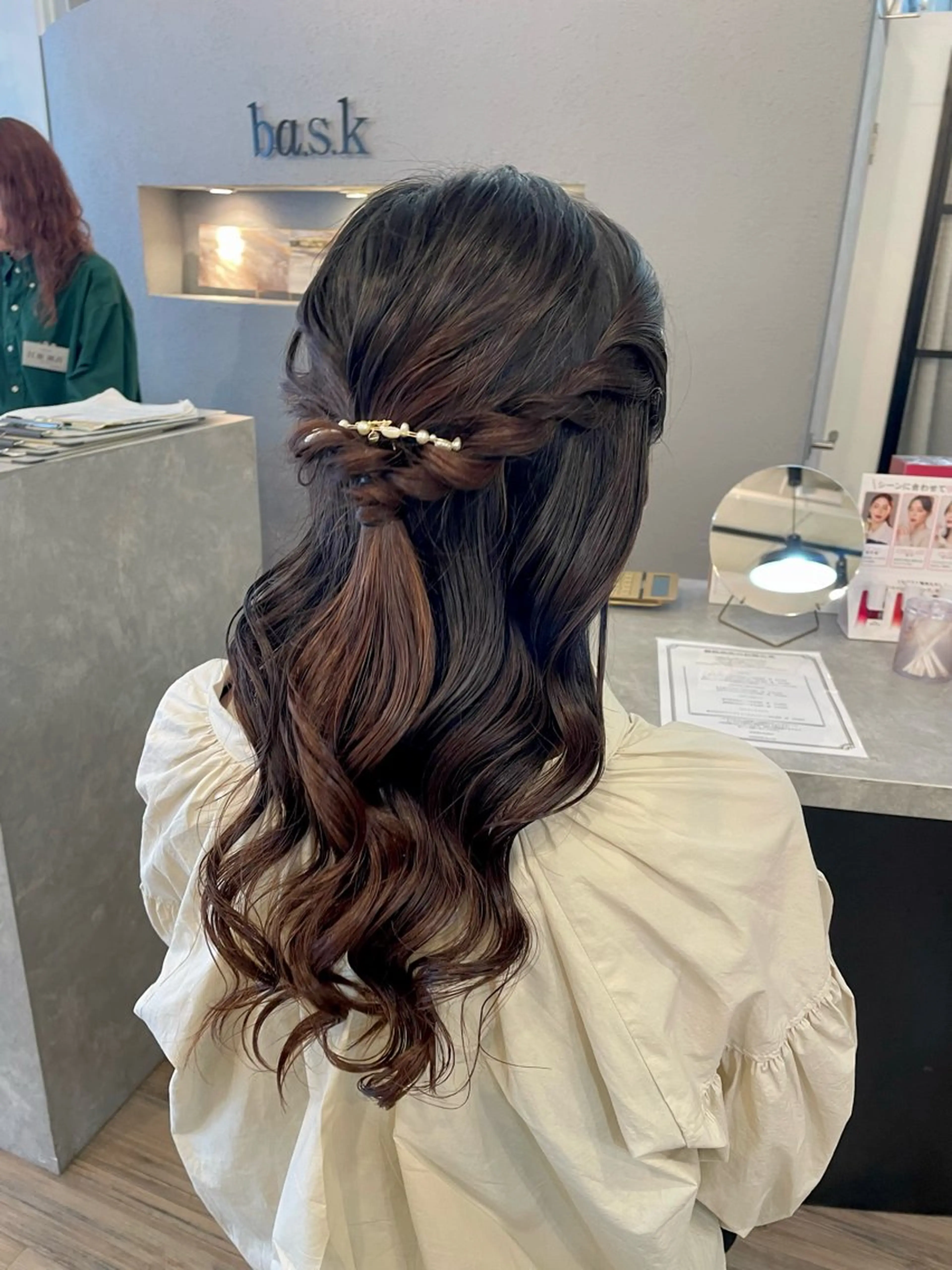 ヘアアレンジ ヘアセット VISAGE ba.sk 金子詩帆のヘアスタイル