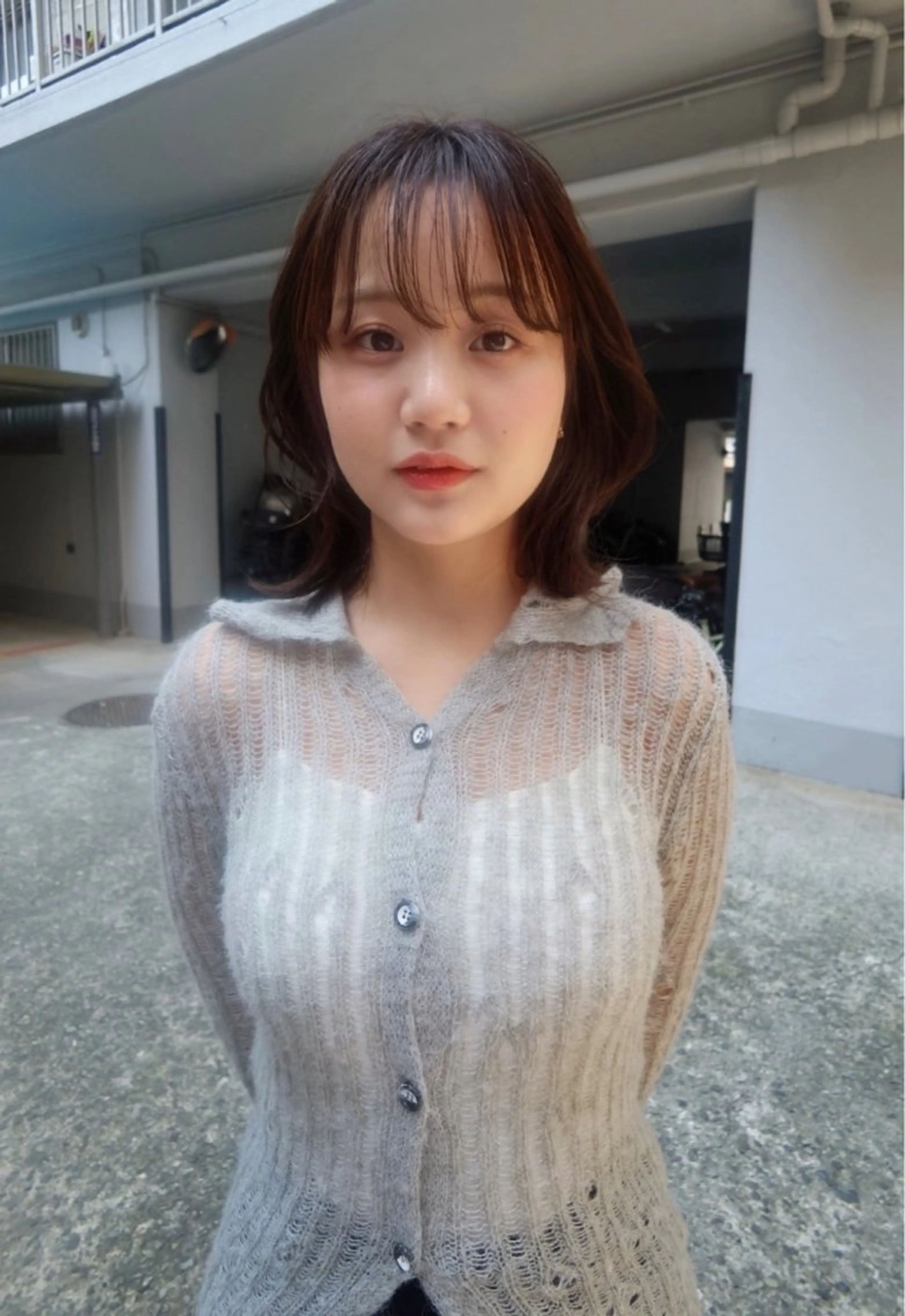 ミディアム カラー shui/艶カラー ／柔らかストレートのヘアスタイル