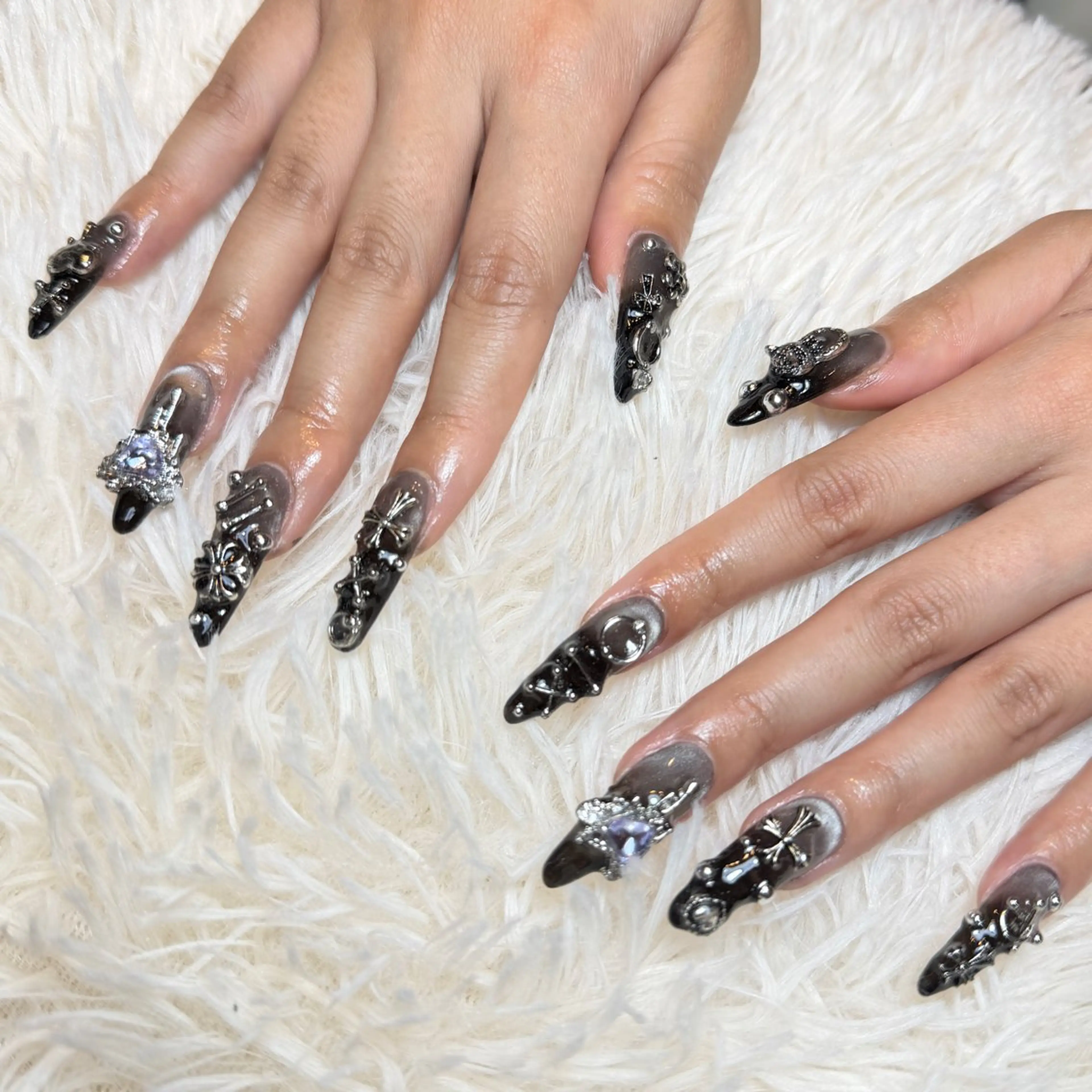 ネイル ハンドネイル フットネイル nailsalon Any'bのネイルデザイン