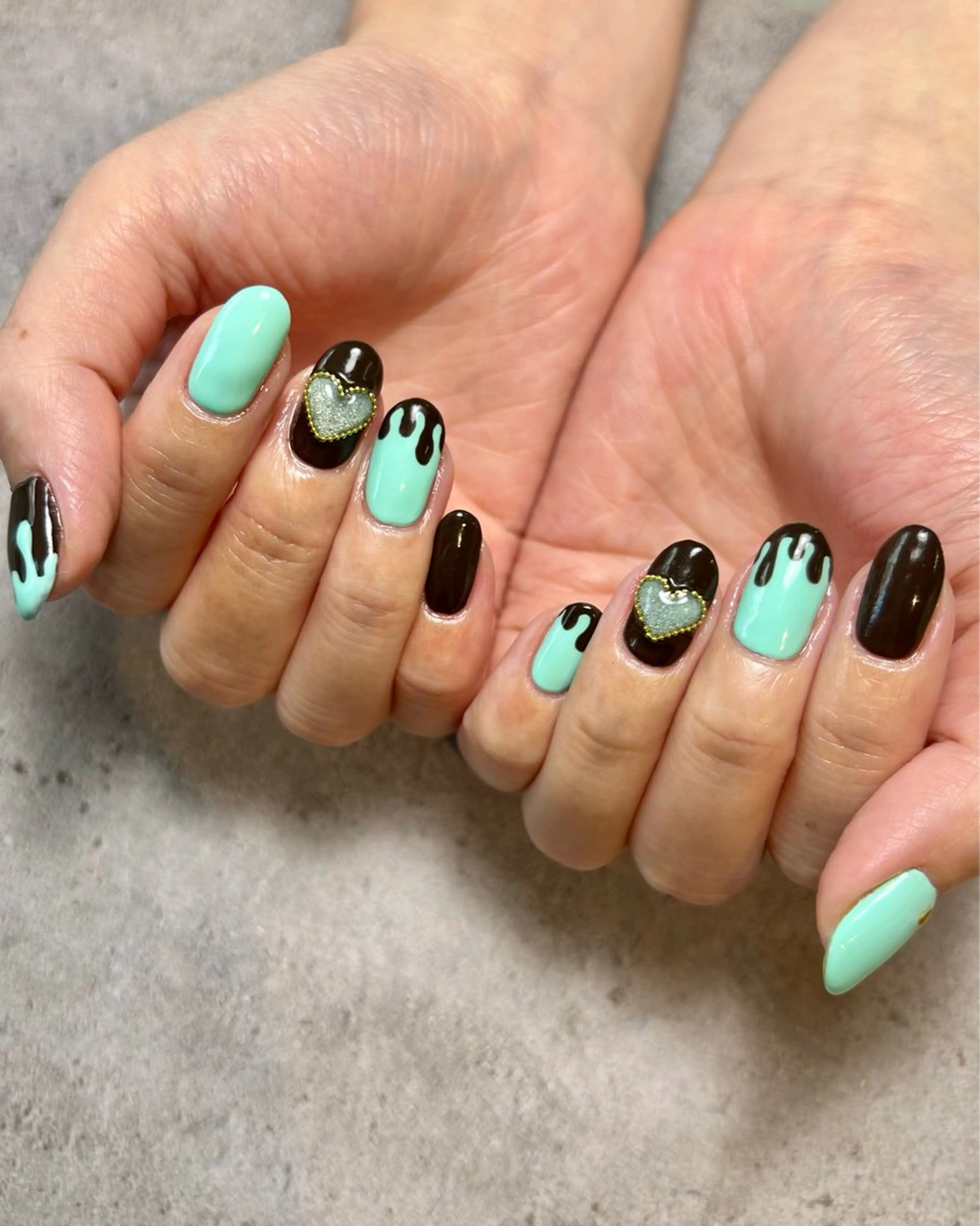 ネイル 持ち込み バレンタイン ハンドネイル Reflection marikoのネイルデザイン