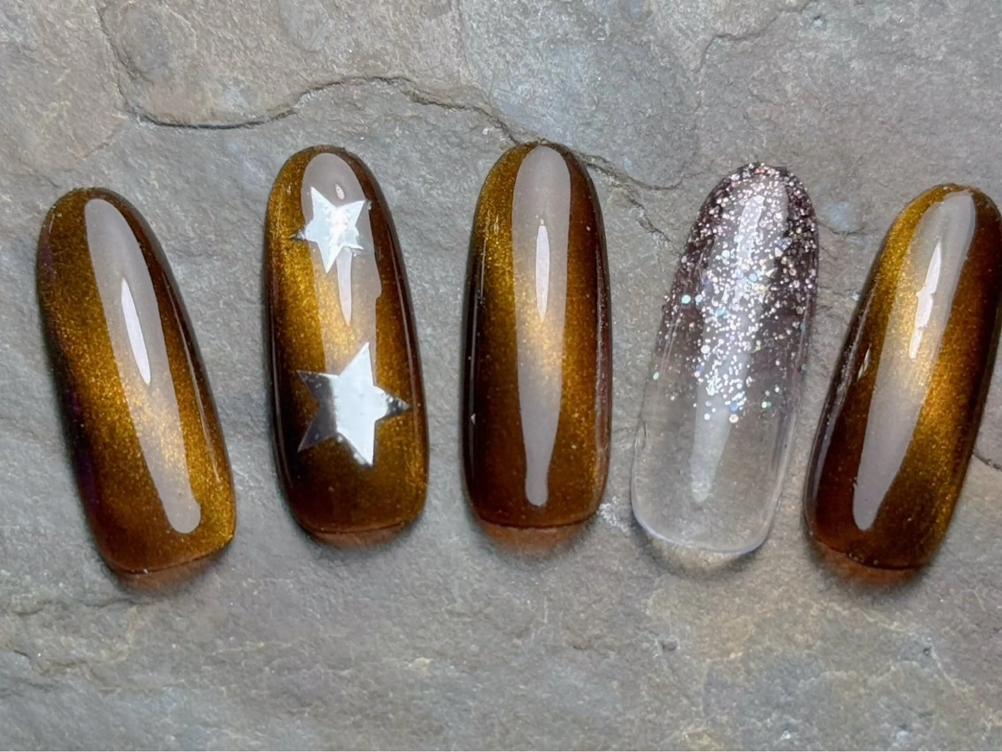 ネイル ハンドネイル マジック ミラーのネイルデザイン