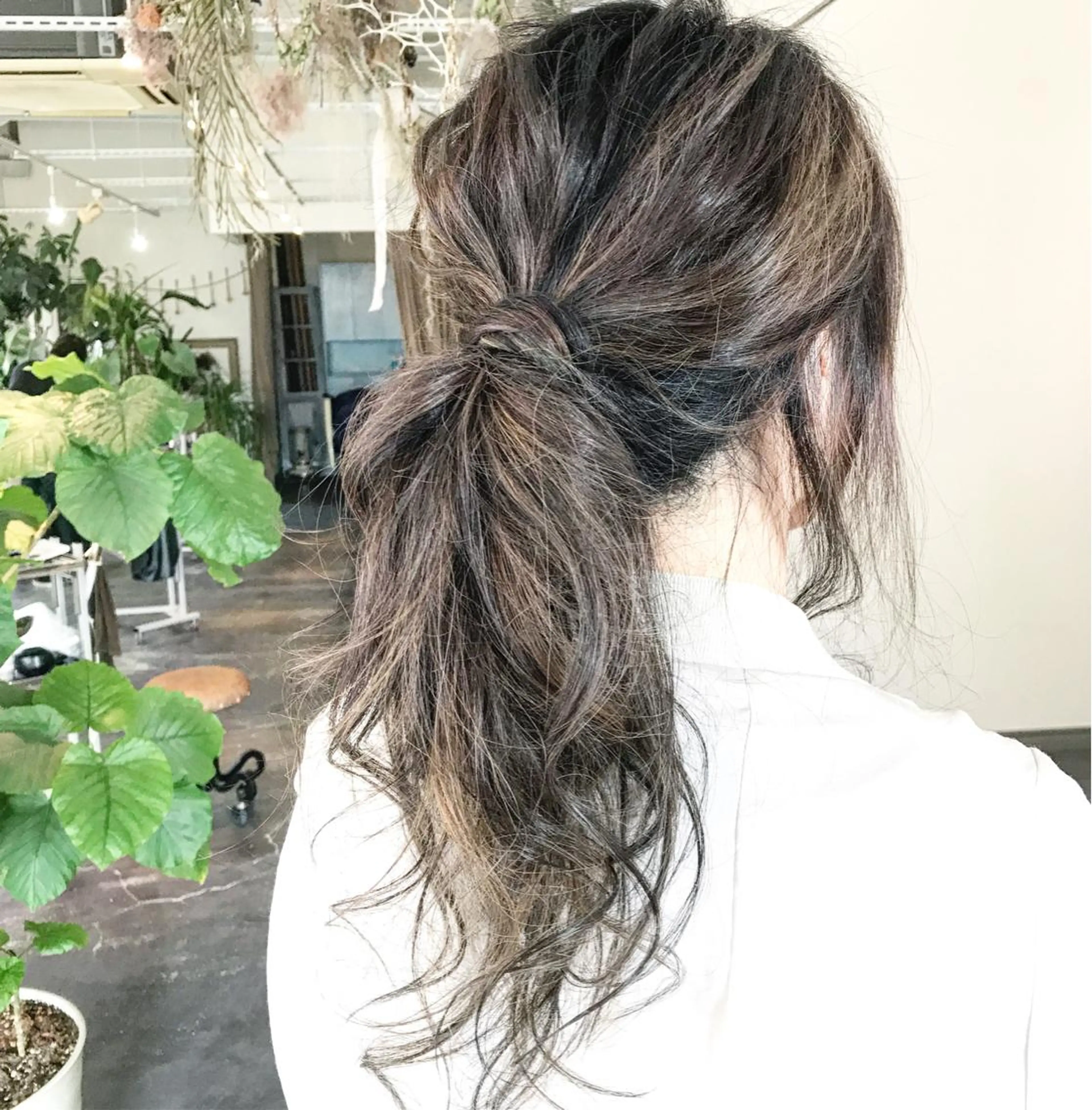 ロング カラー ヘアアレンジ アッシュ グラデーションカラー ハイライトカラー ハイライト Mariana/ 鶴原-ハイライトのヘアスタイル