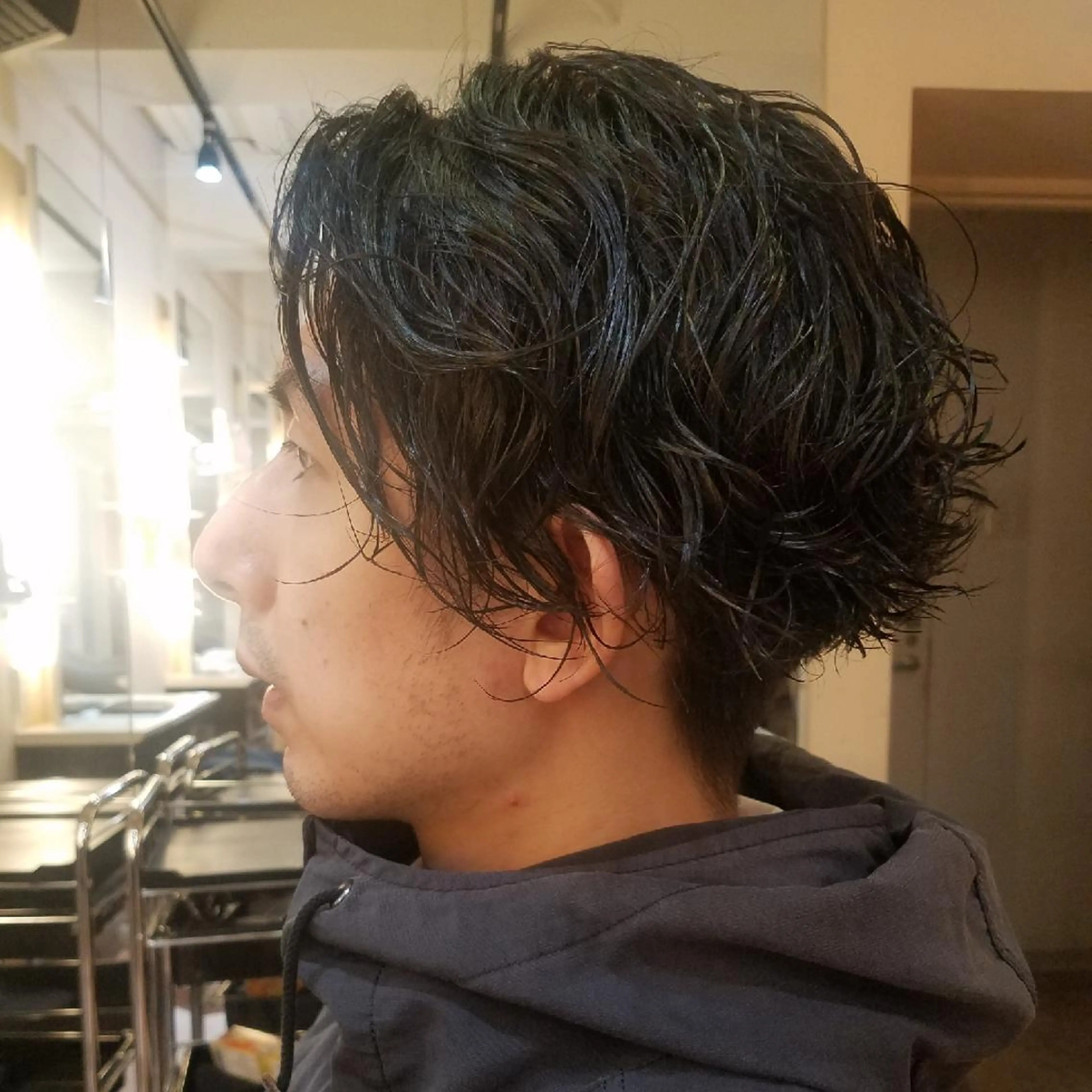セミロング パーマ メンズ メンズパーマ セミロングパーマ カット パーマ To-kai所属・内村 純也のヘアスタイル