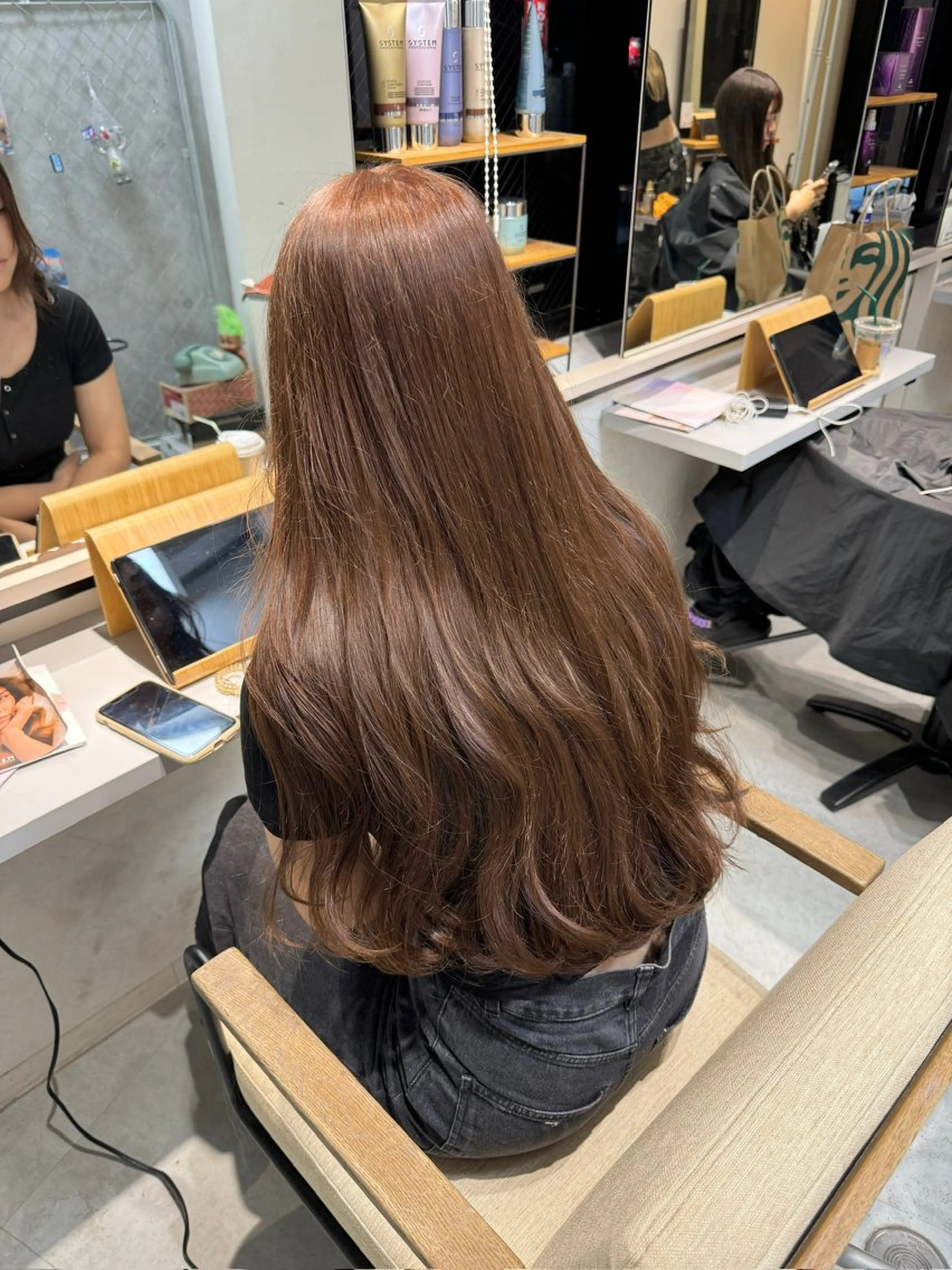 ロング カラー ブリーチ ダブルカラー ブリーチなしカラー ヘアカラー fuka/梅田/ ミルクティーベージュのヘアスタイル