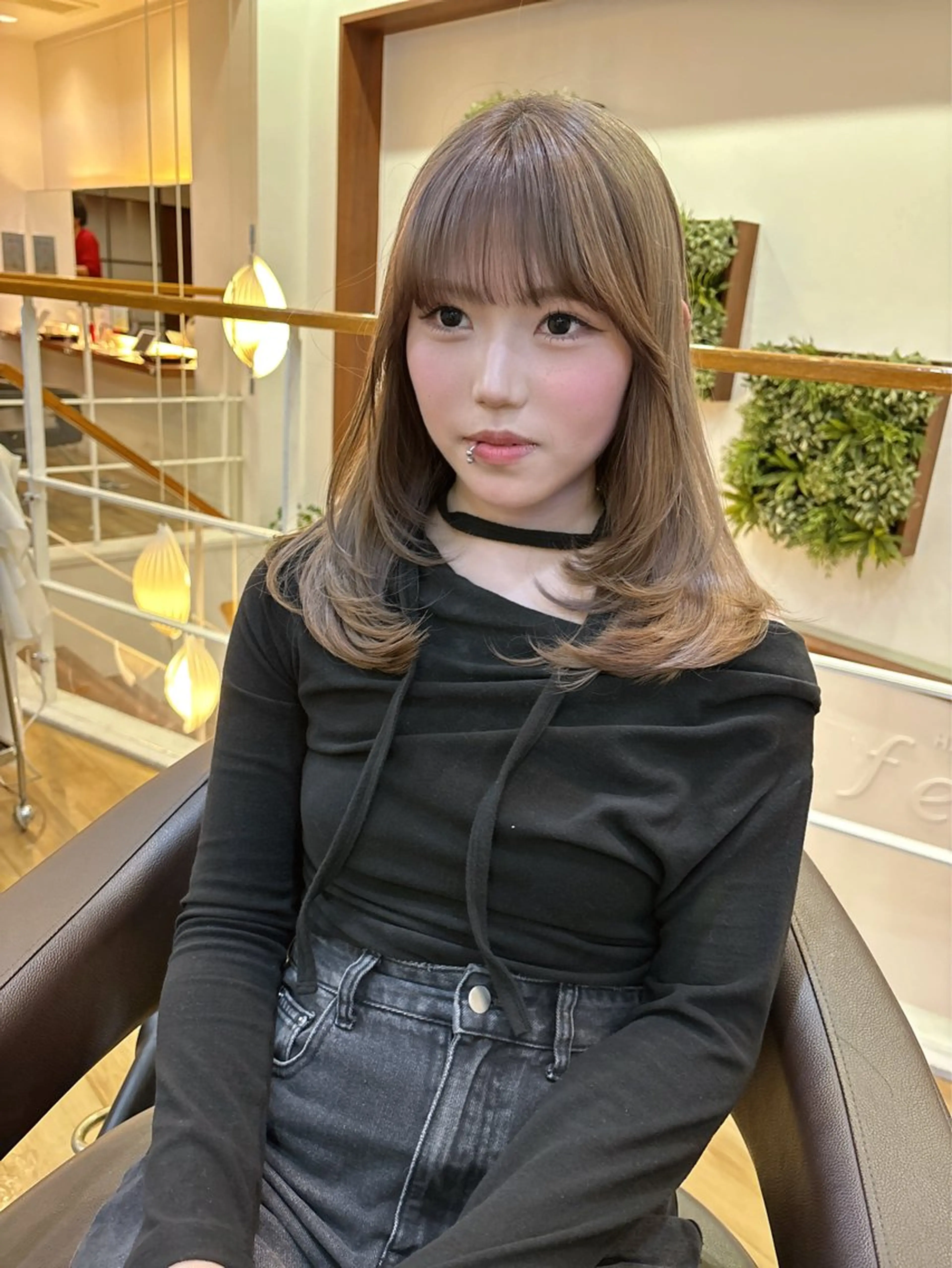 ミディアム レイヤーカット カット ヘアカラー トリートメント レイヤーカット /透明感/千葉怜寿のヘアスタイル