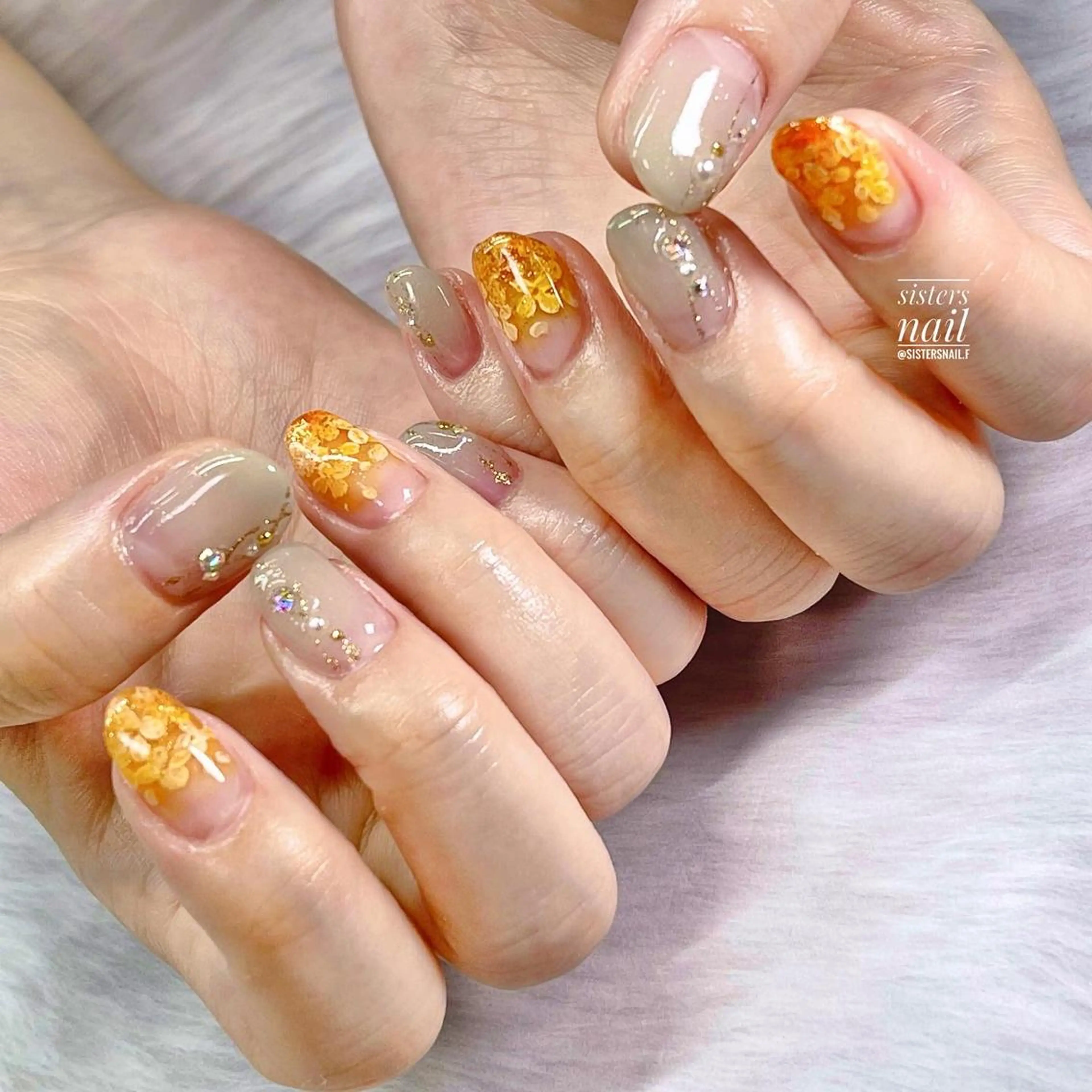 ネイル アートネイル フラワーネイル ジェルネイル グラデーション グリーン sisters nail.fのネイルデザイン