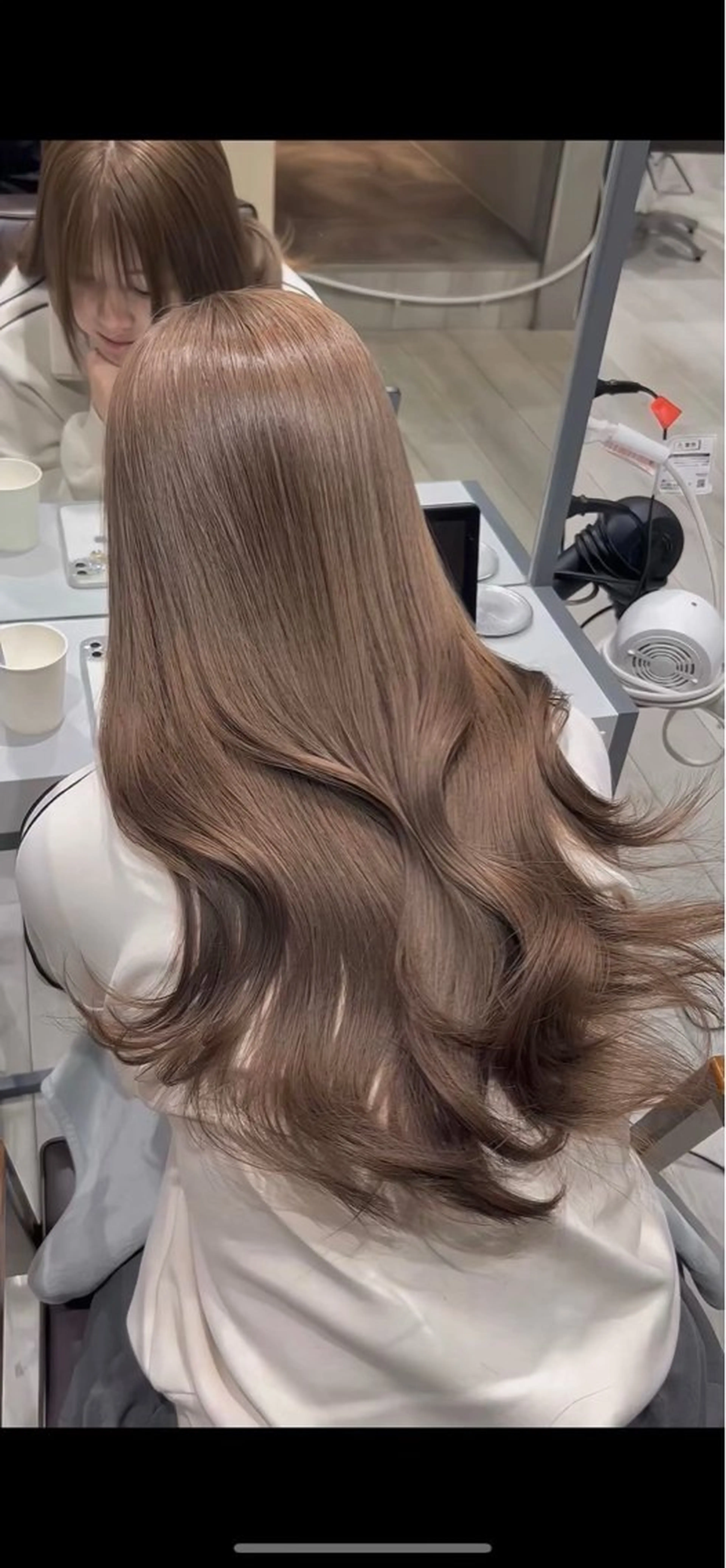 ロング モリシタ チョウのヘアスタイル