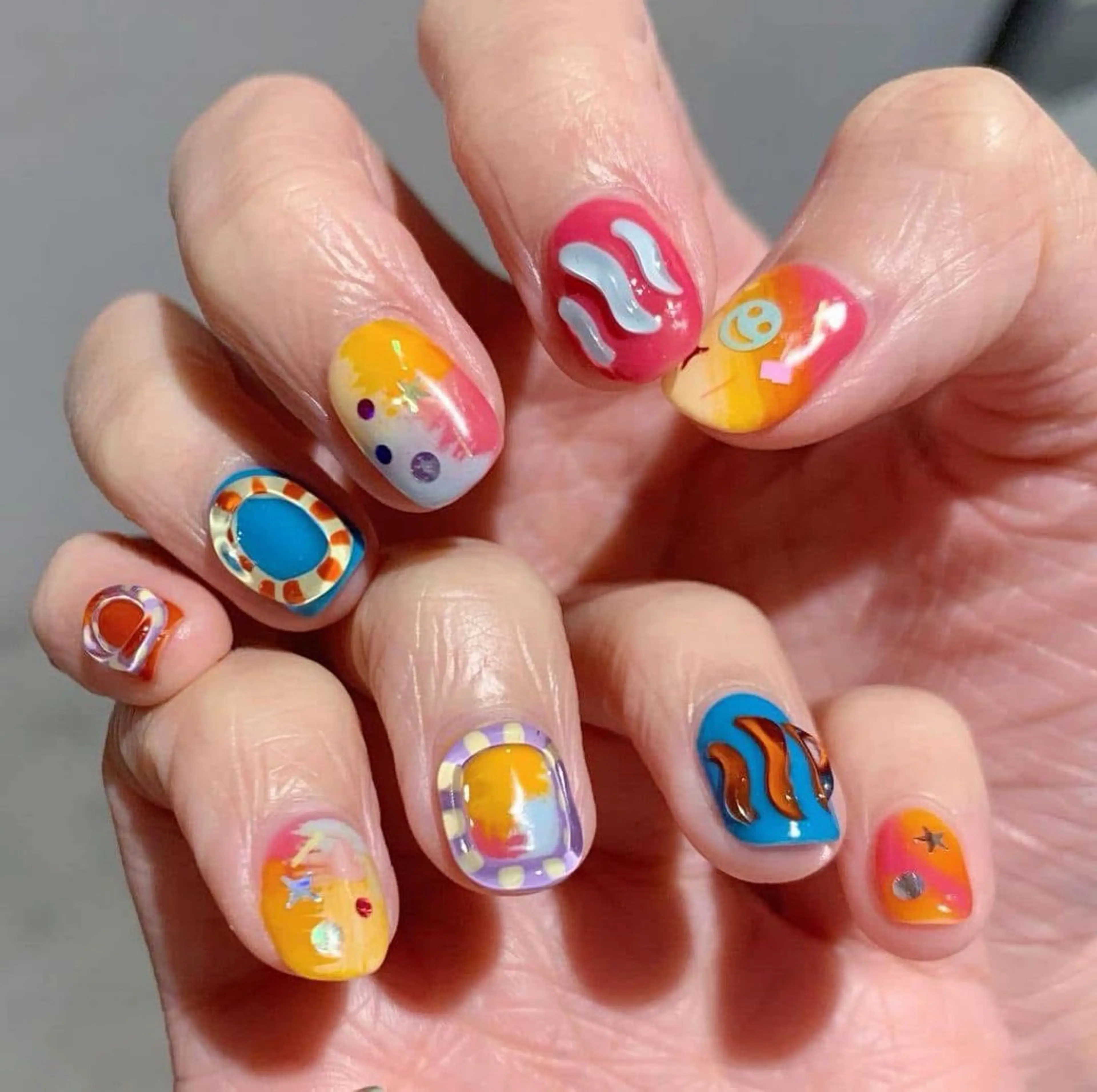 ネイル ジェルネイル ミラーネイル ニュアンスネイル 夏ネイル ネイルチップ Mai nail サロン渋谷のネイルデザイン
