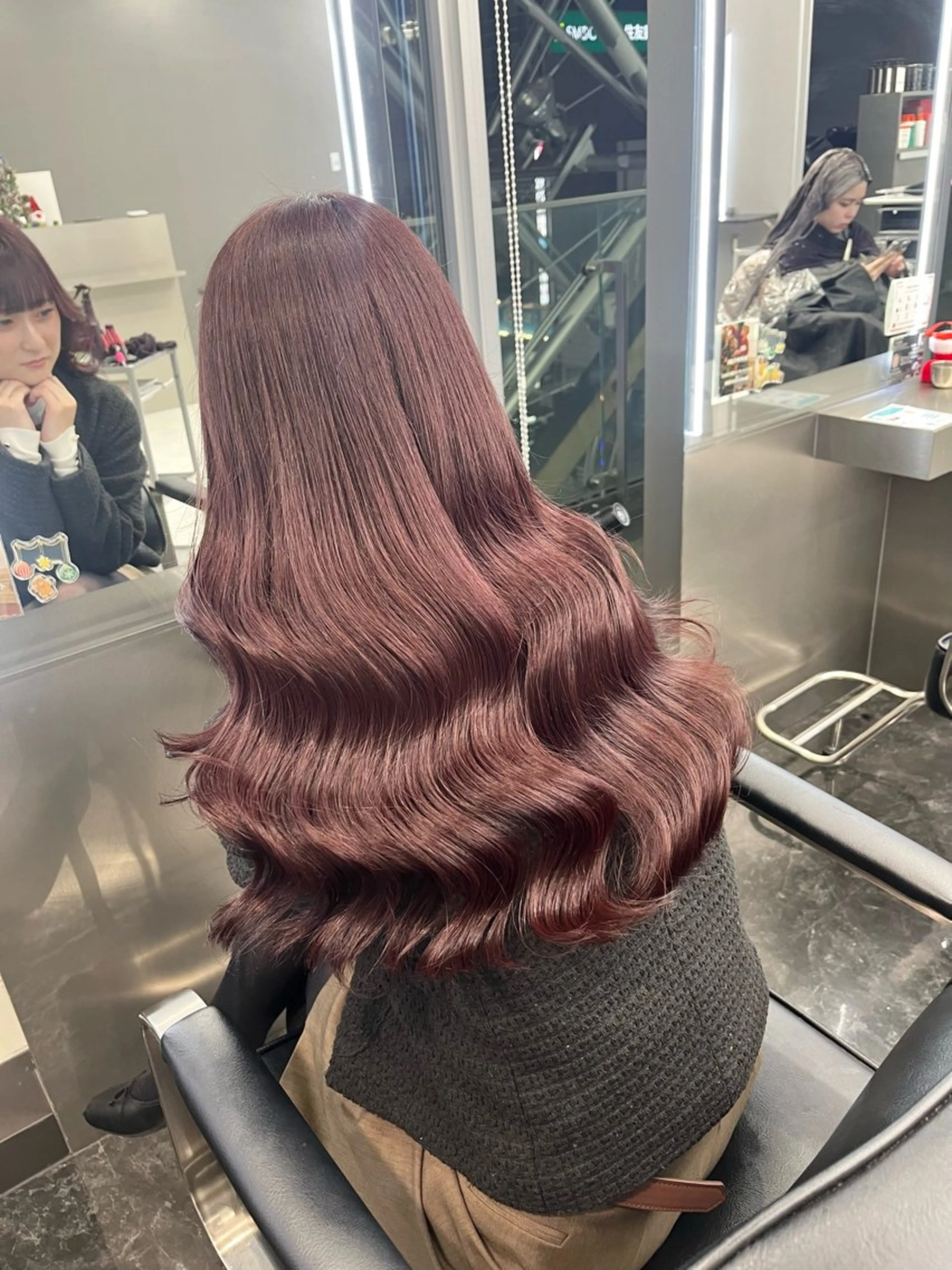 セミロング カラー ヘアアレンジ カット ヘアカラー トリートメント ヘアセット 韓国ヘア🖤/透明感 shihoのヘアスタイル