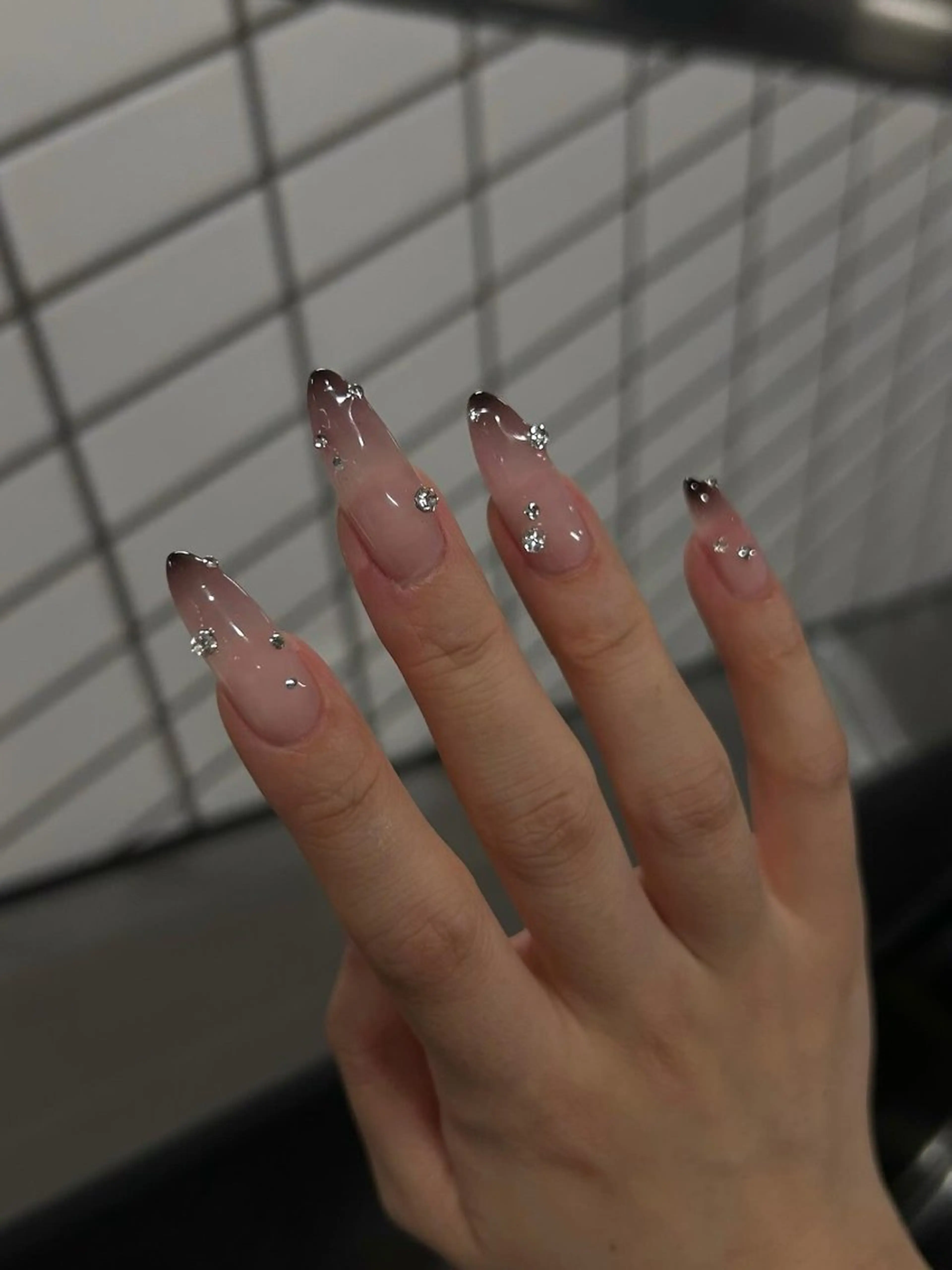 ネイル ストーンネイル ハンドネイル Chipieee manamiのネイルデザイン