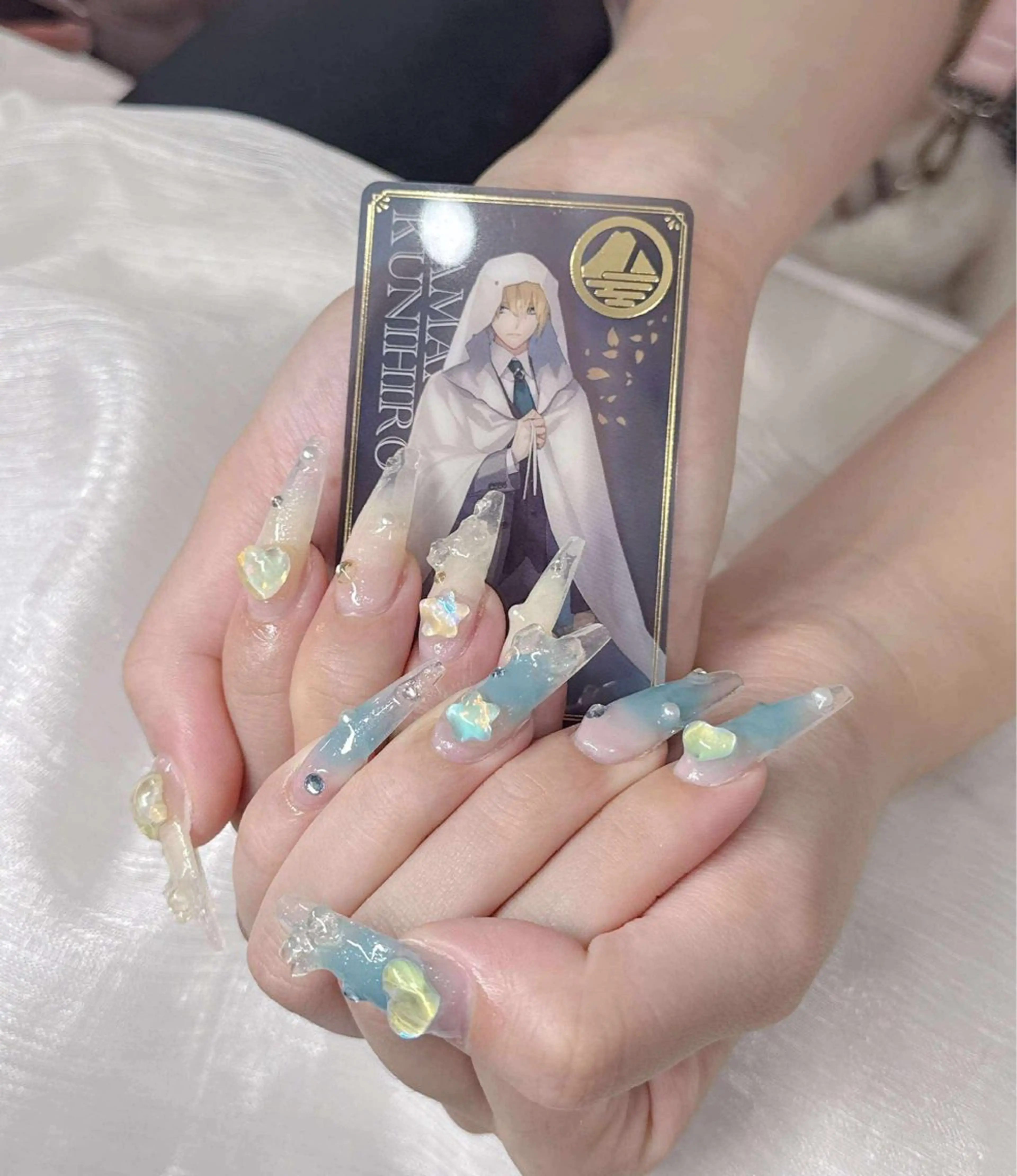 ネイル 長さ出し グラデーション キラキラネイル マグネットネイル ニュアンスネイル ハンドネイル Lee Nailsのネイルデザイン
