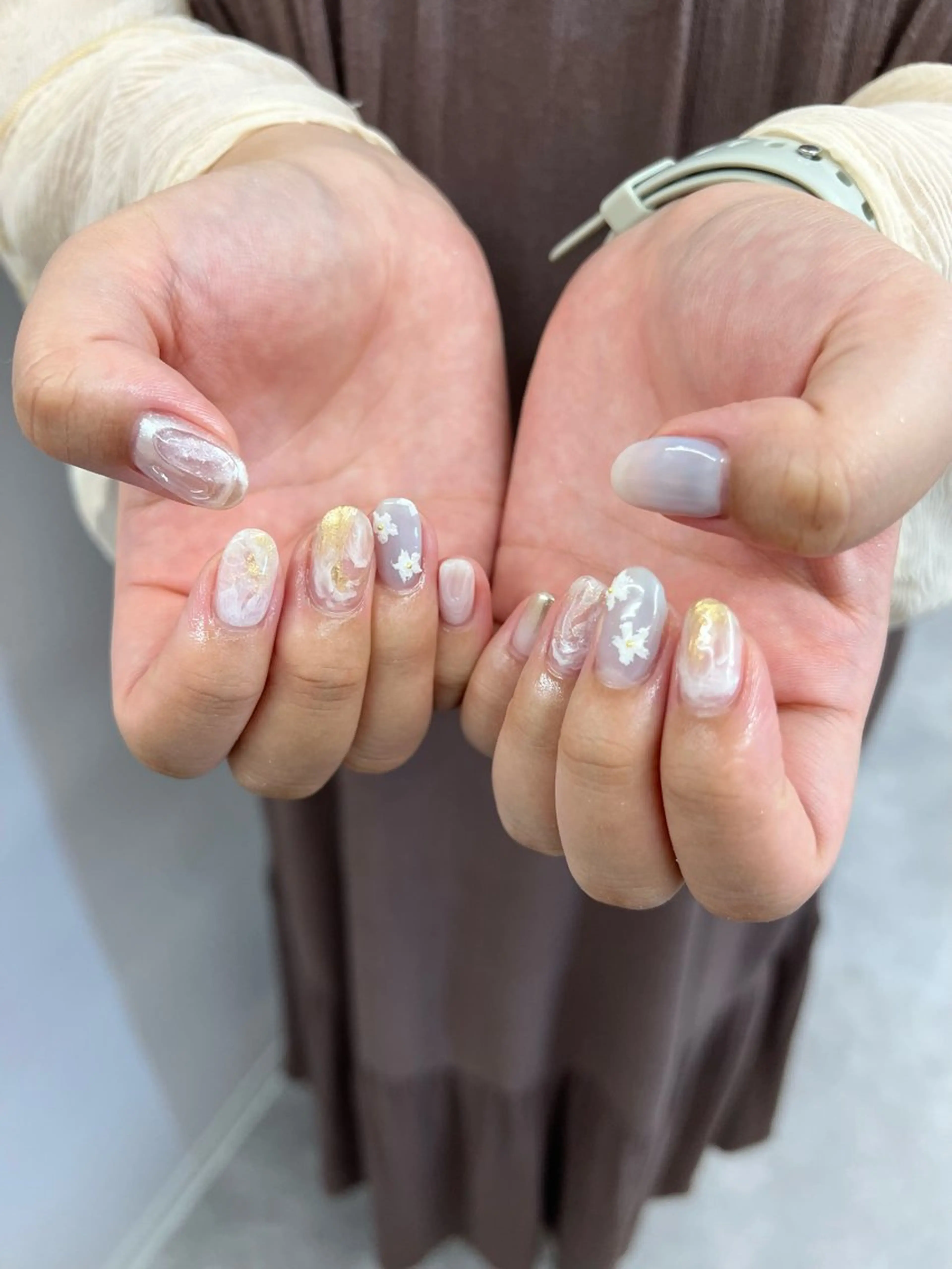 ネイル オーロラネイル ジェルネイル 韓国ネイル マグネットネイル ニュアンスネイル ハンドネイル ハンドケア Bana_ Nailのネイルデザイン