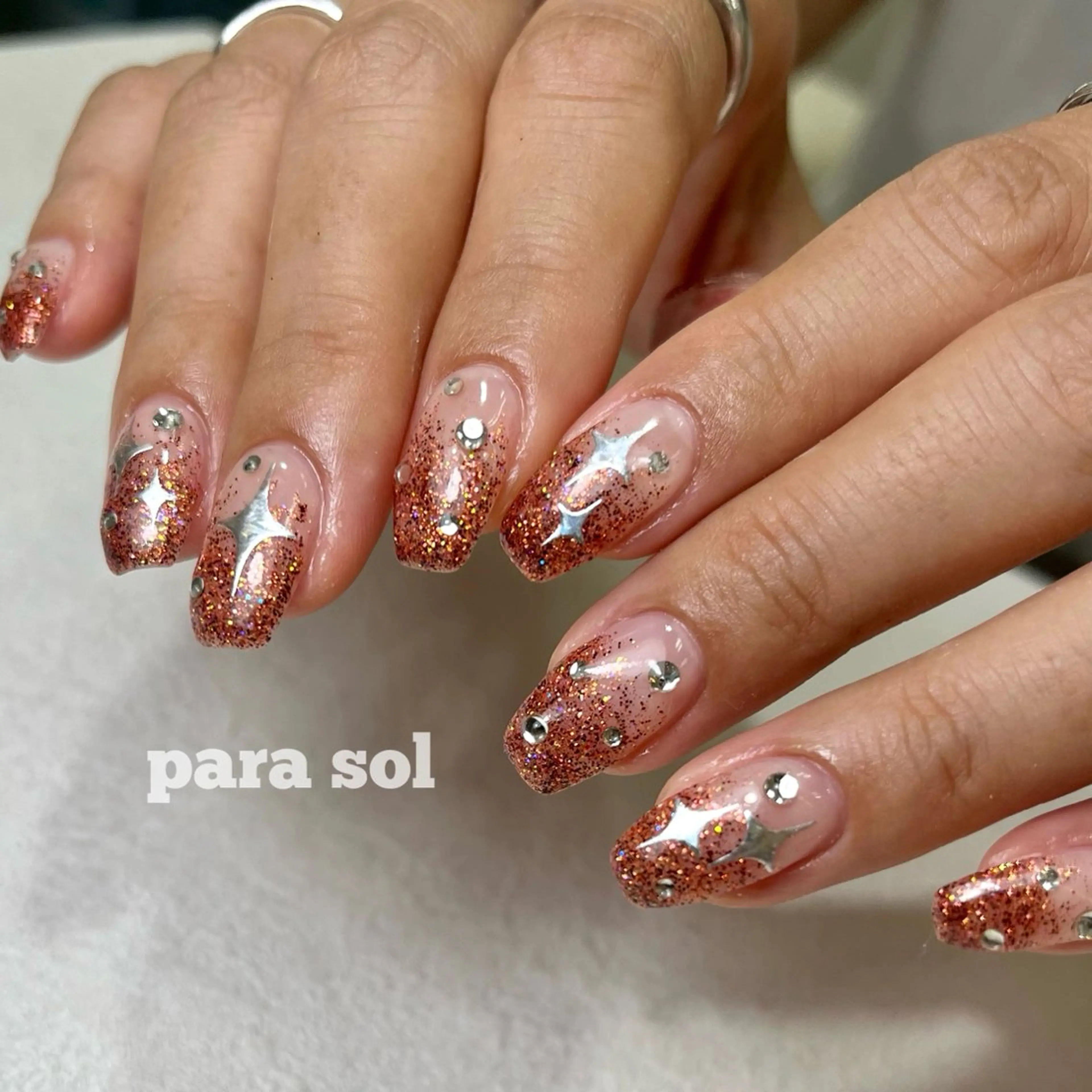 ネイル ジェルネイル グラデーション キラキラネイル ラメ(グリッター) ラメグラデーション ハンドネイル フットネイル Para Sol nail　Maoのネイルデザイン