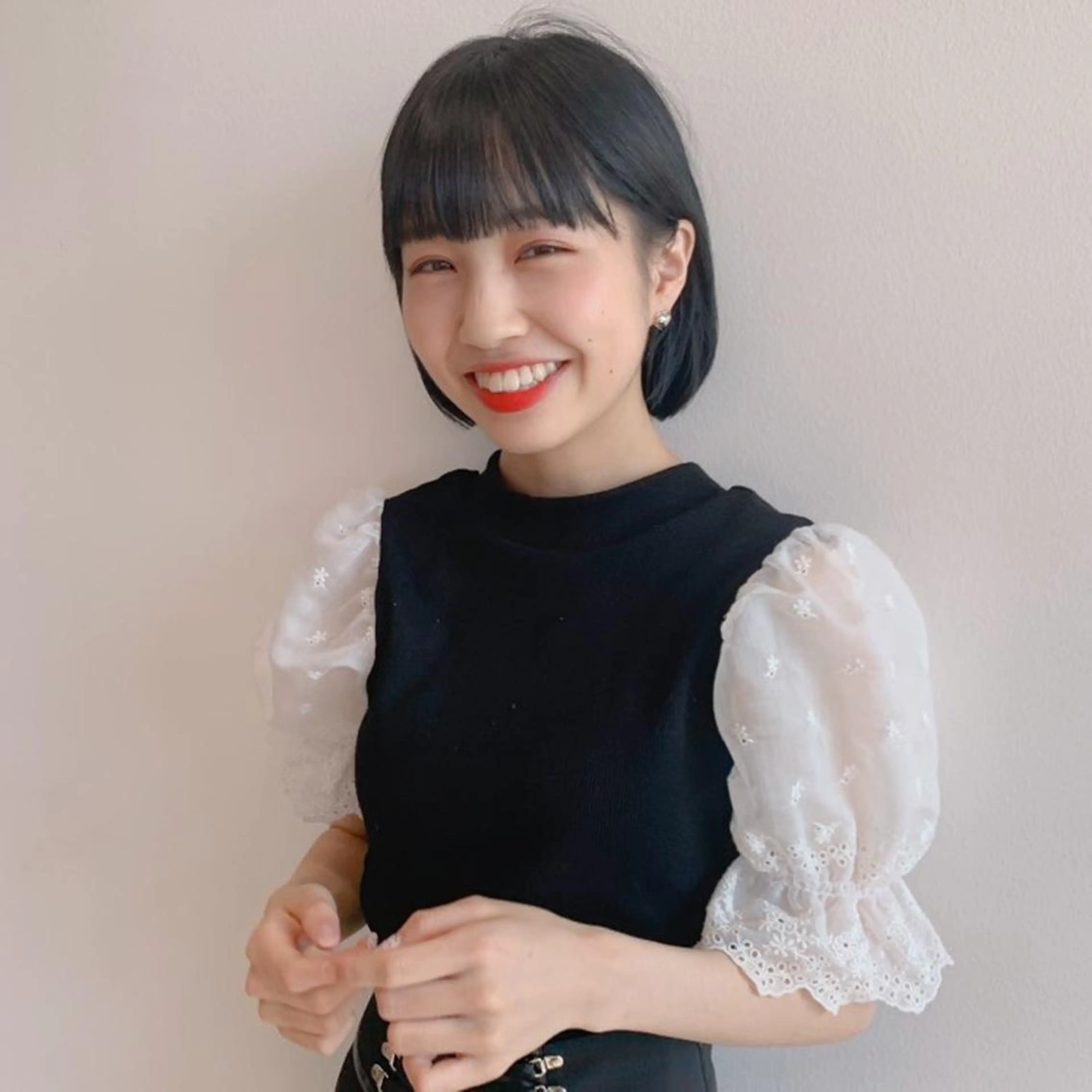 ミディアム カラー 鈴木 まりやのヘアスタイル