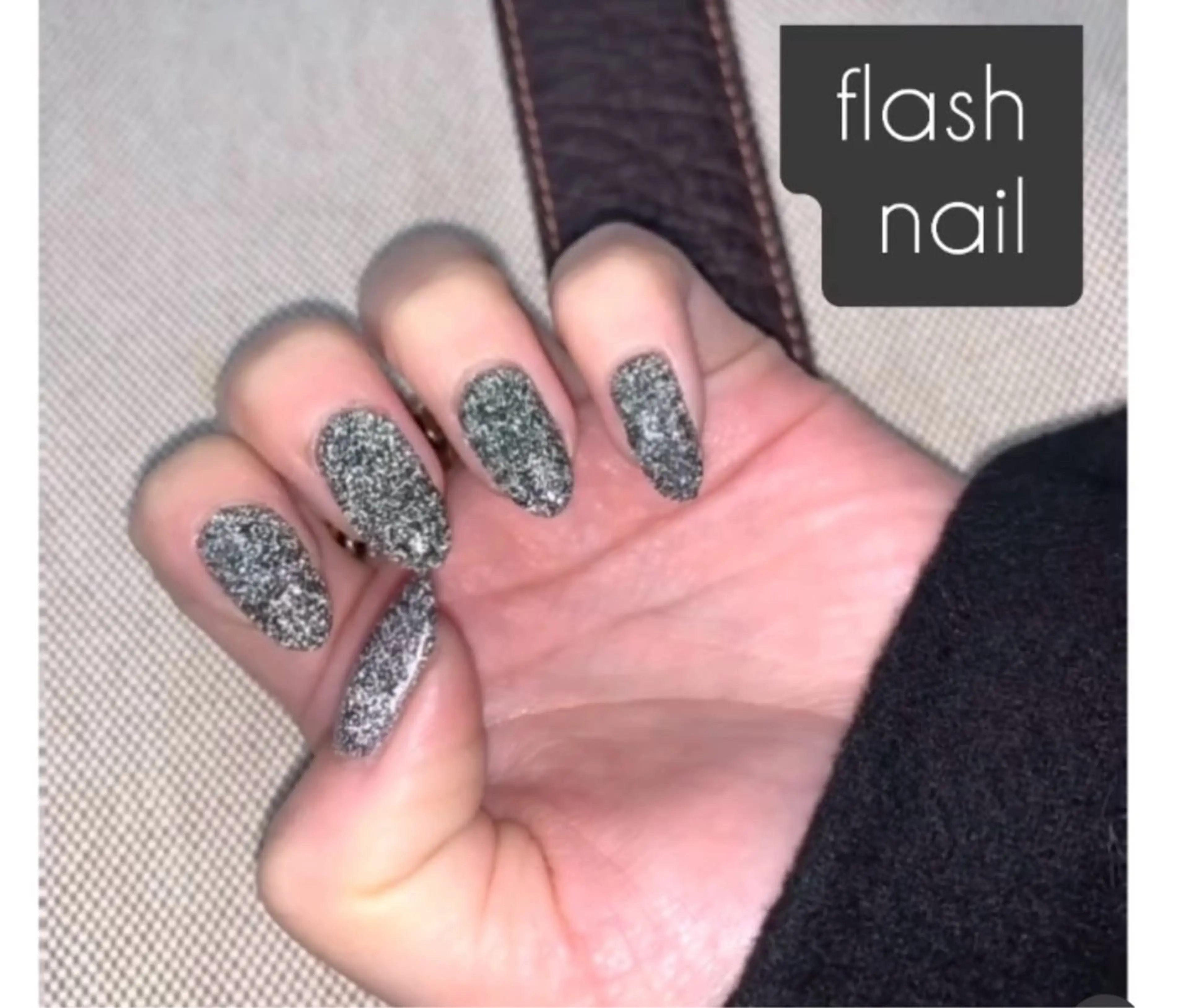SNS映え間違いなし✨キラキラFlash nail(オフ込み)の写真