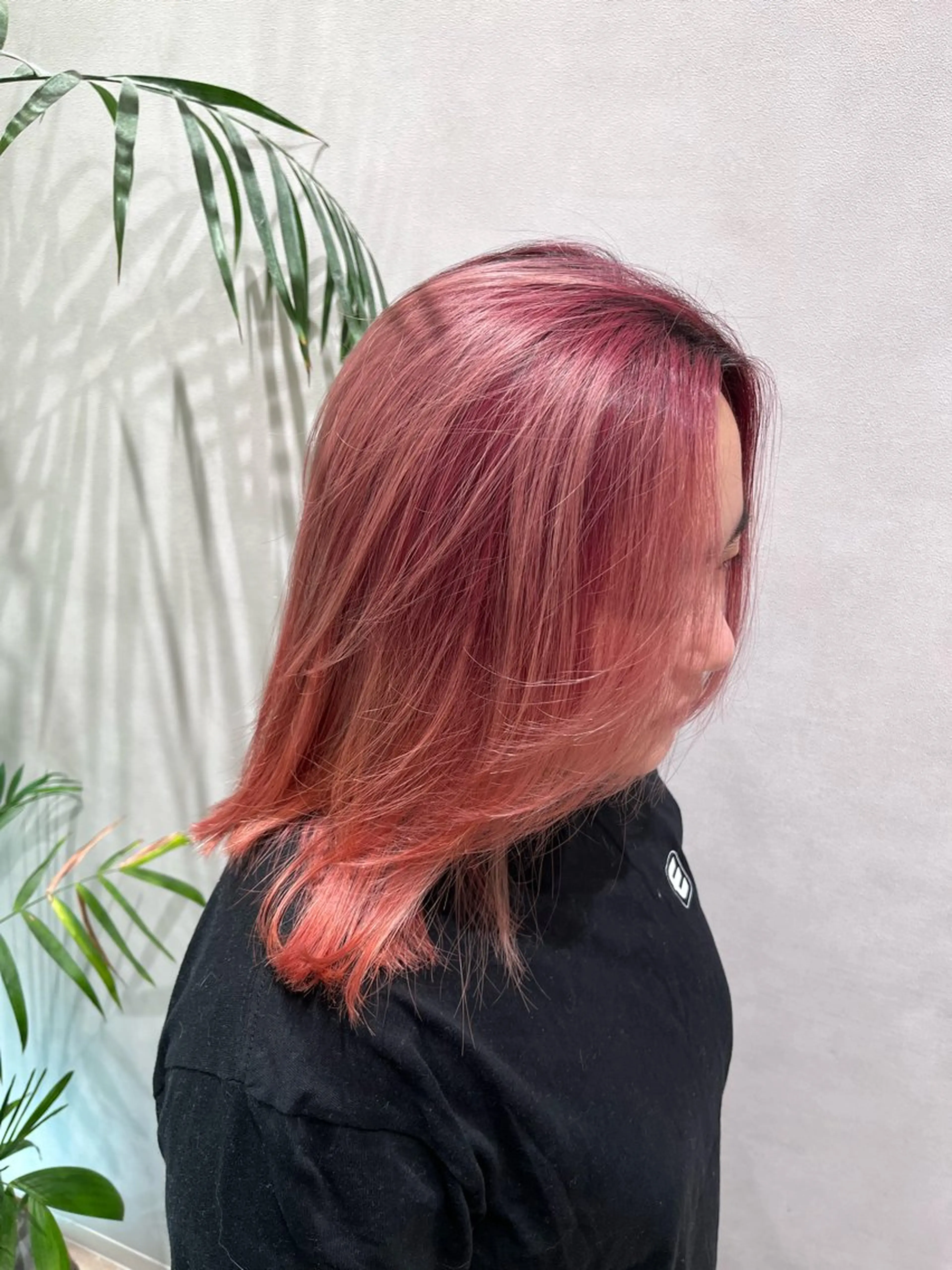 ミディアム カラー ダブルカラー ピンクカラー ヘアカラー 笠原 裕貴のヘアスタイル