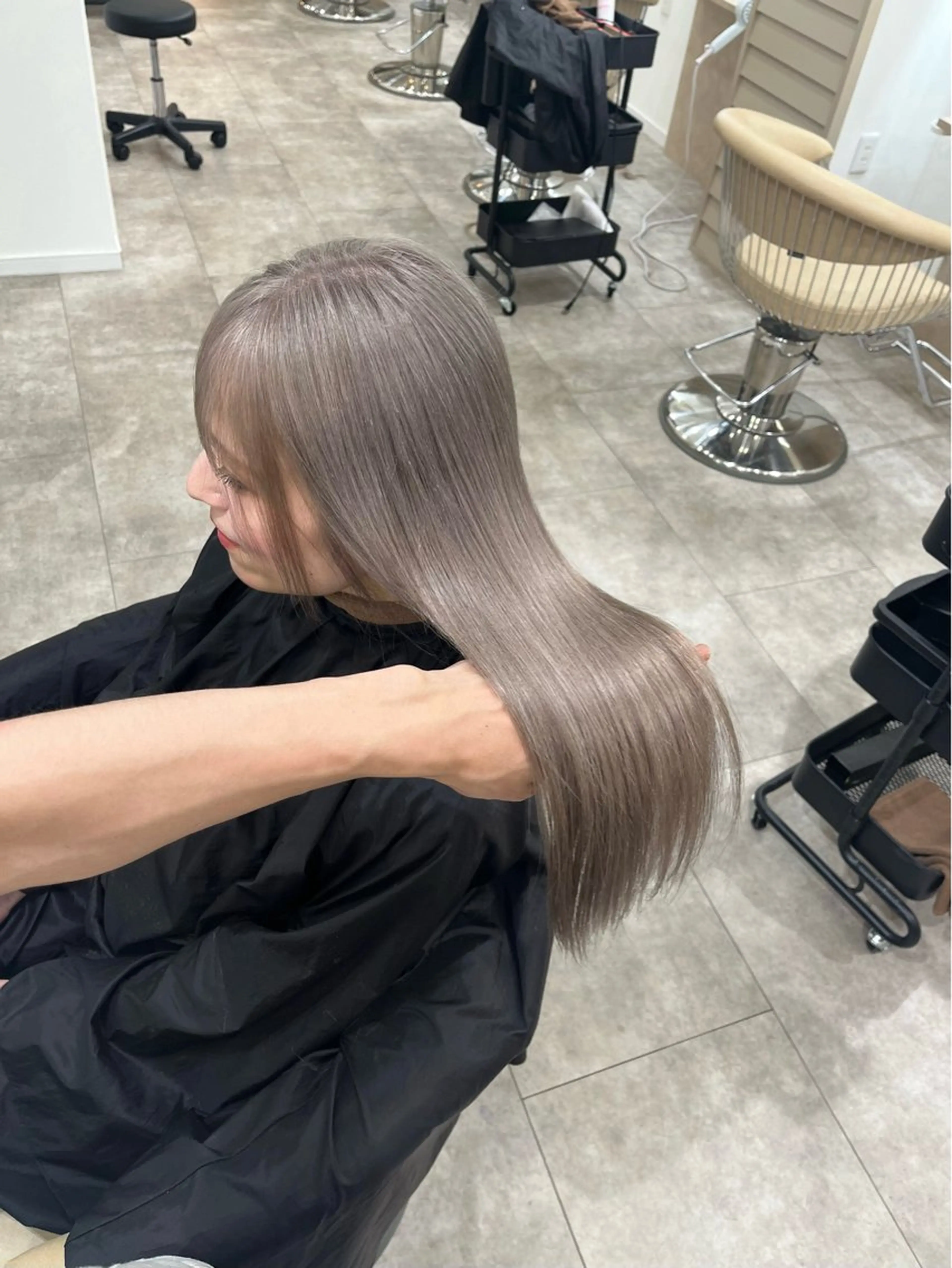 ロング カット ヘアカラー トリートメント 廣庭 勇人のヘアスタイル