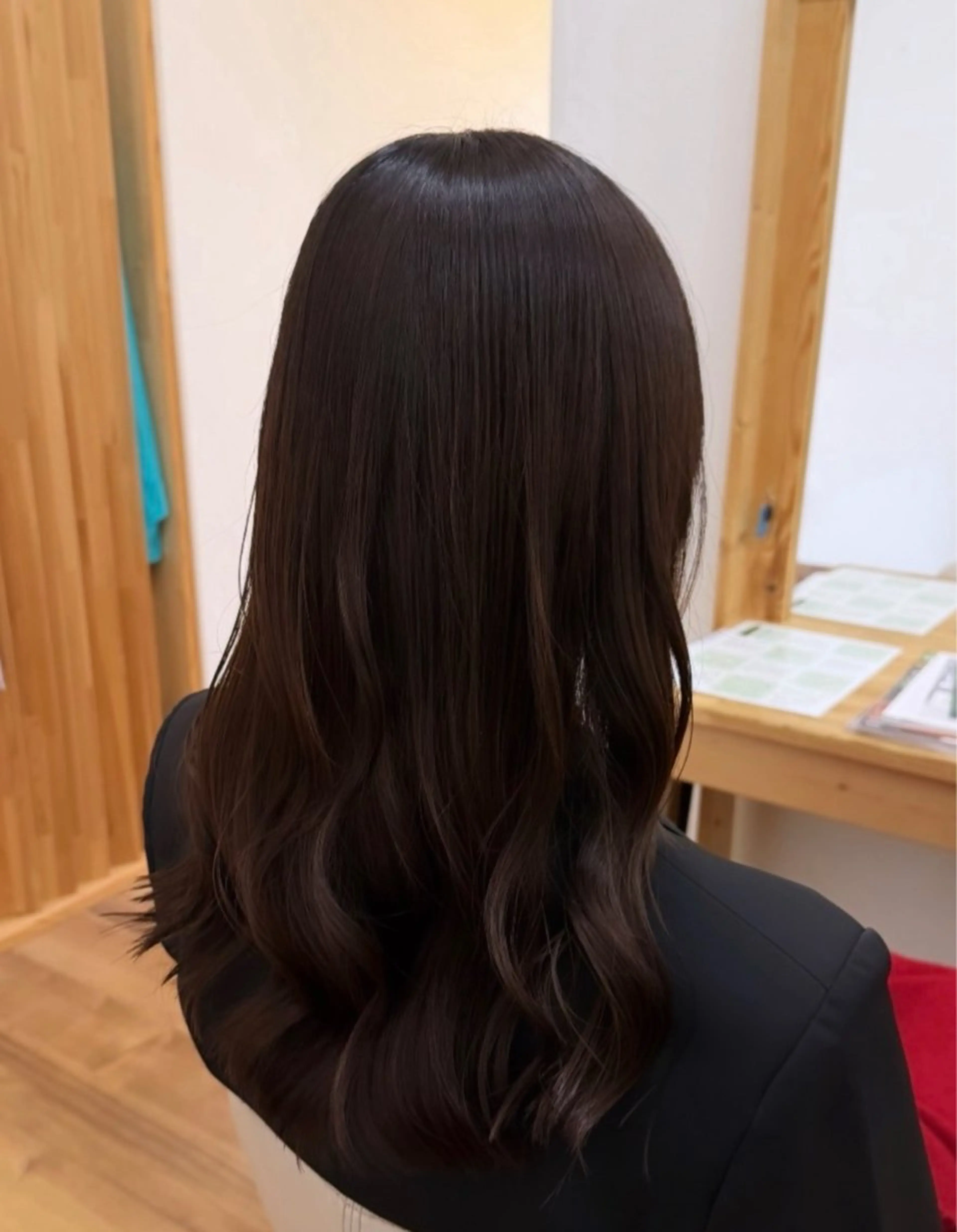 ロング カット ヘアカラー トリートメント 細貝 舞利のヘアスタイル