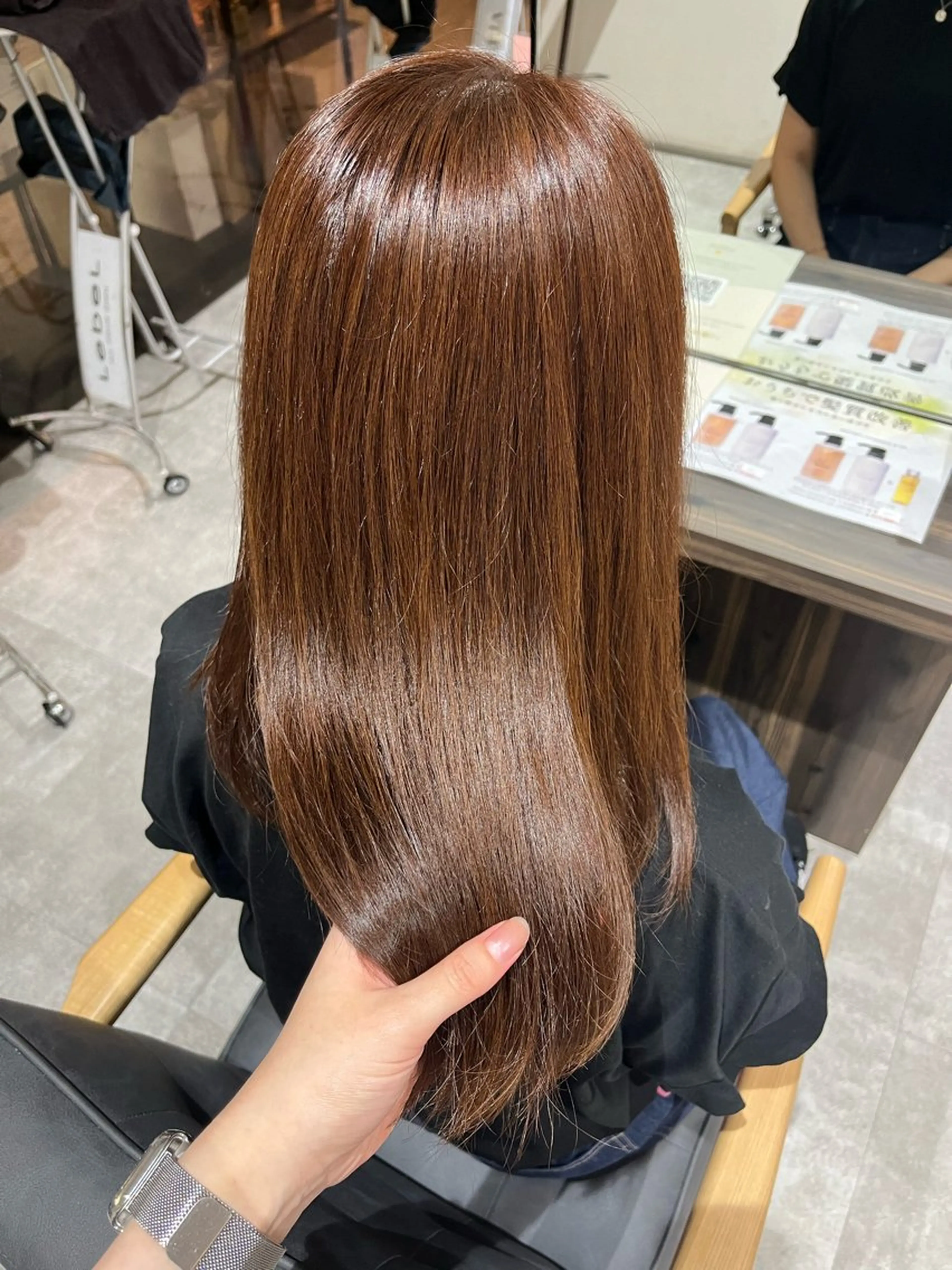 セミロング ヘアカラー AVANCE.和泉中央店所属・レイヤーカット/ Wカラー/北川梨乃のヘアスタイル