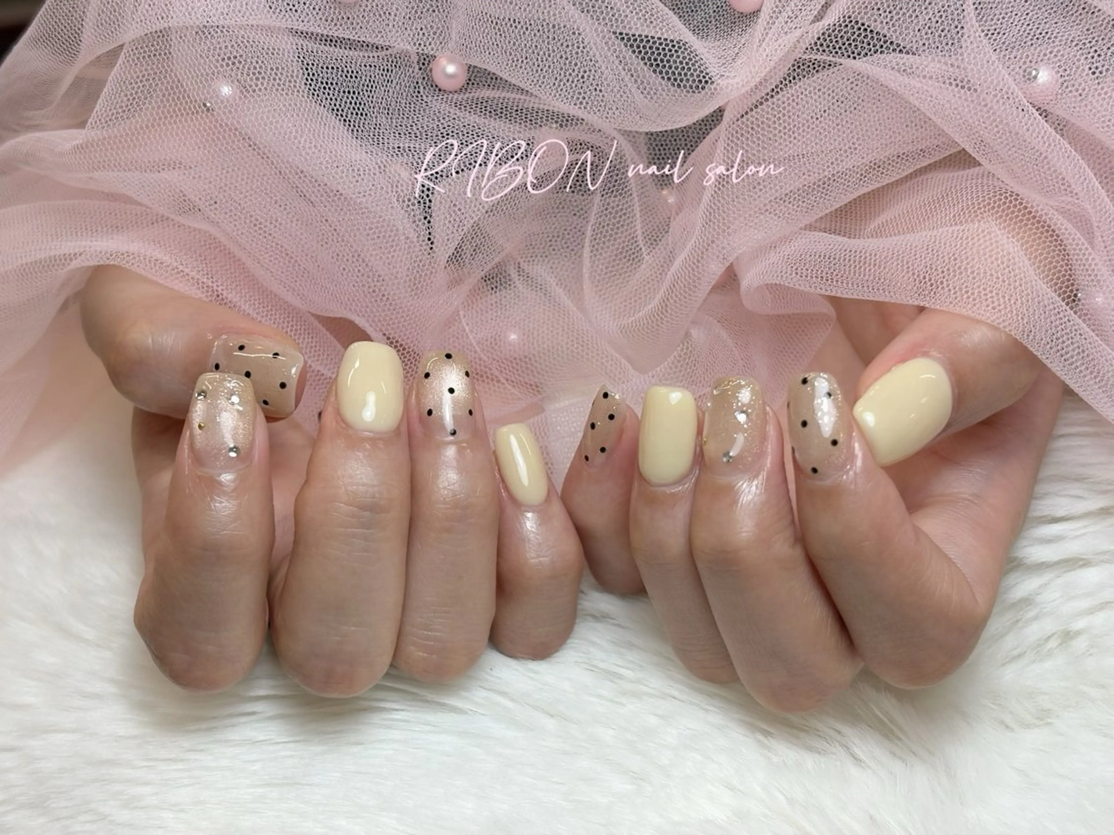 ネイル チークネイル 長さ出し フレンチネイル ジェルネイル グラデーション ハンドネイル RIBON nail 高田馬場のネイルデザイン