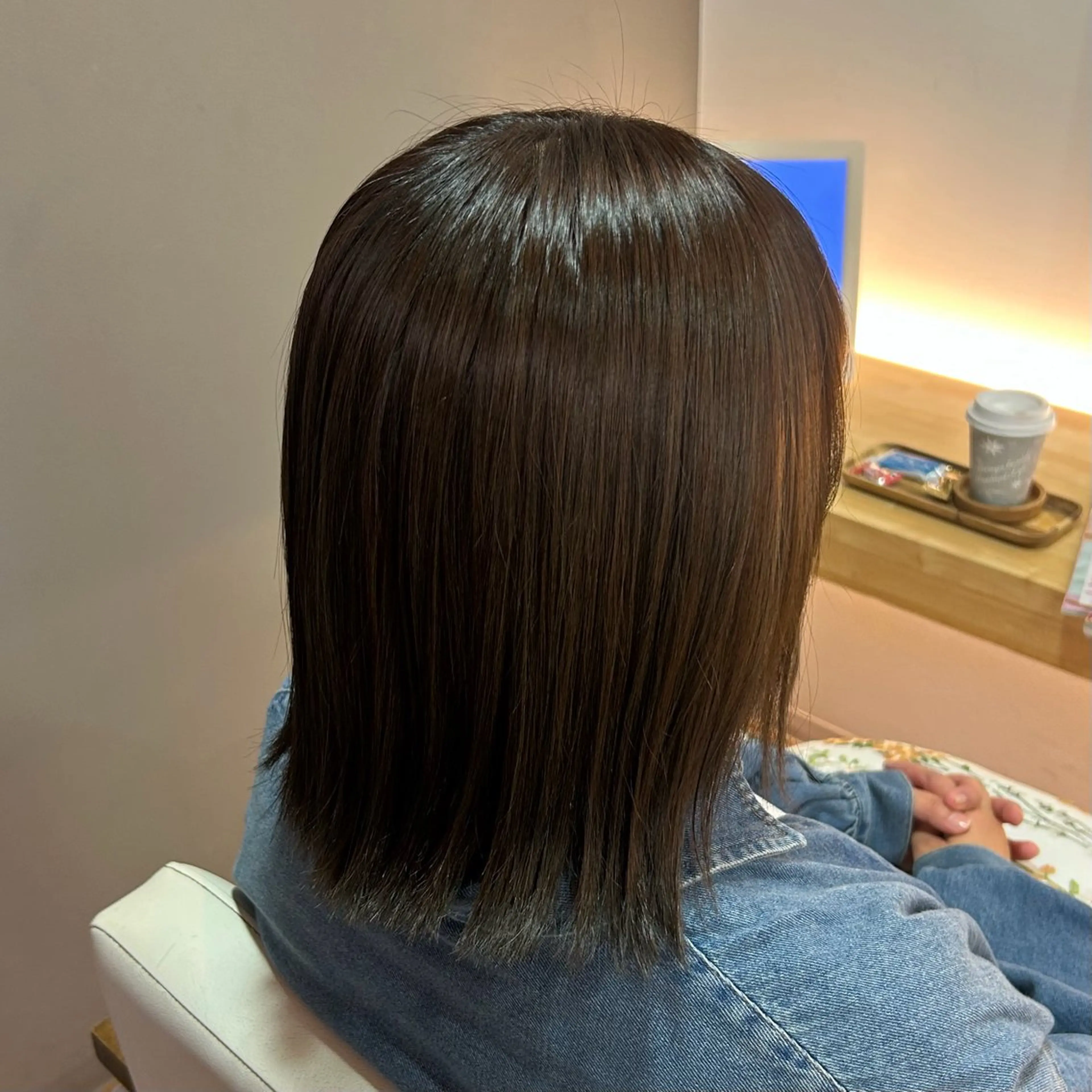 ミディアム カラー 切りっぱなしボブ ブラウンカラー 透明感カラー ナチュラルブラウン ボブ カット ヘアカラー 中谷 梨那 SAKURA💜🌸のヘアスタイル