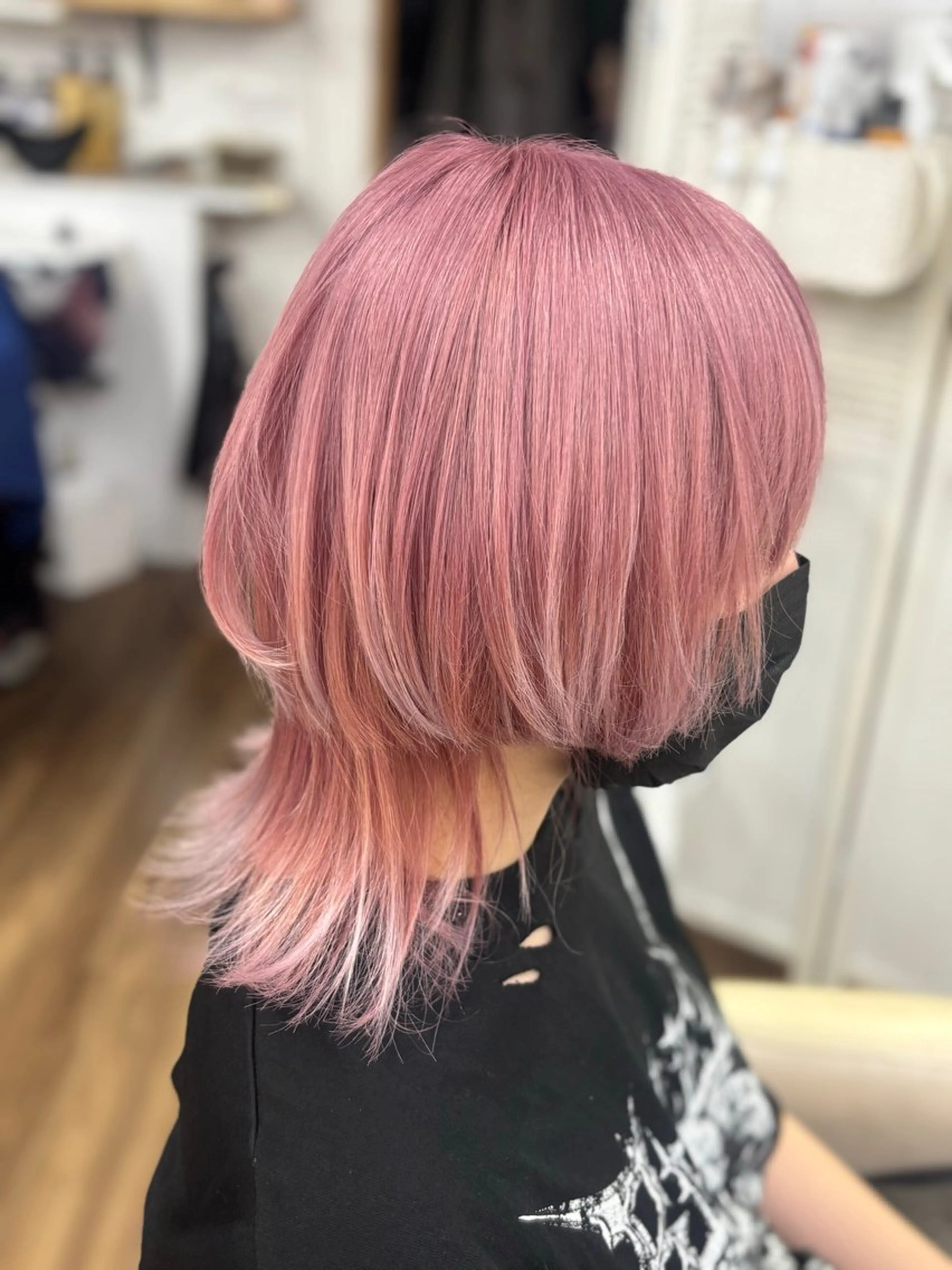 ミディアム ウルフカット カット ヘアカラー トリートメント GLOSS 心斎橋 山上のヘアスタイル