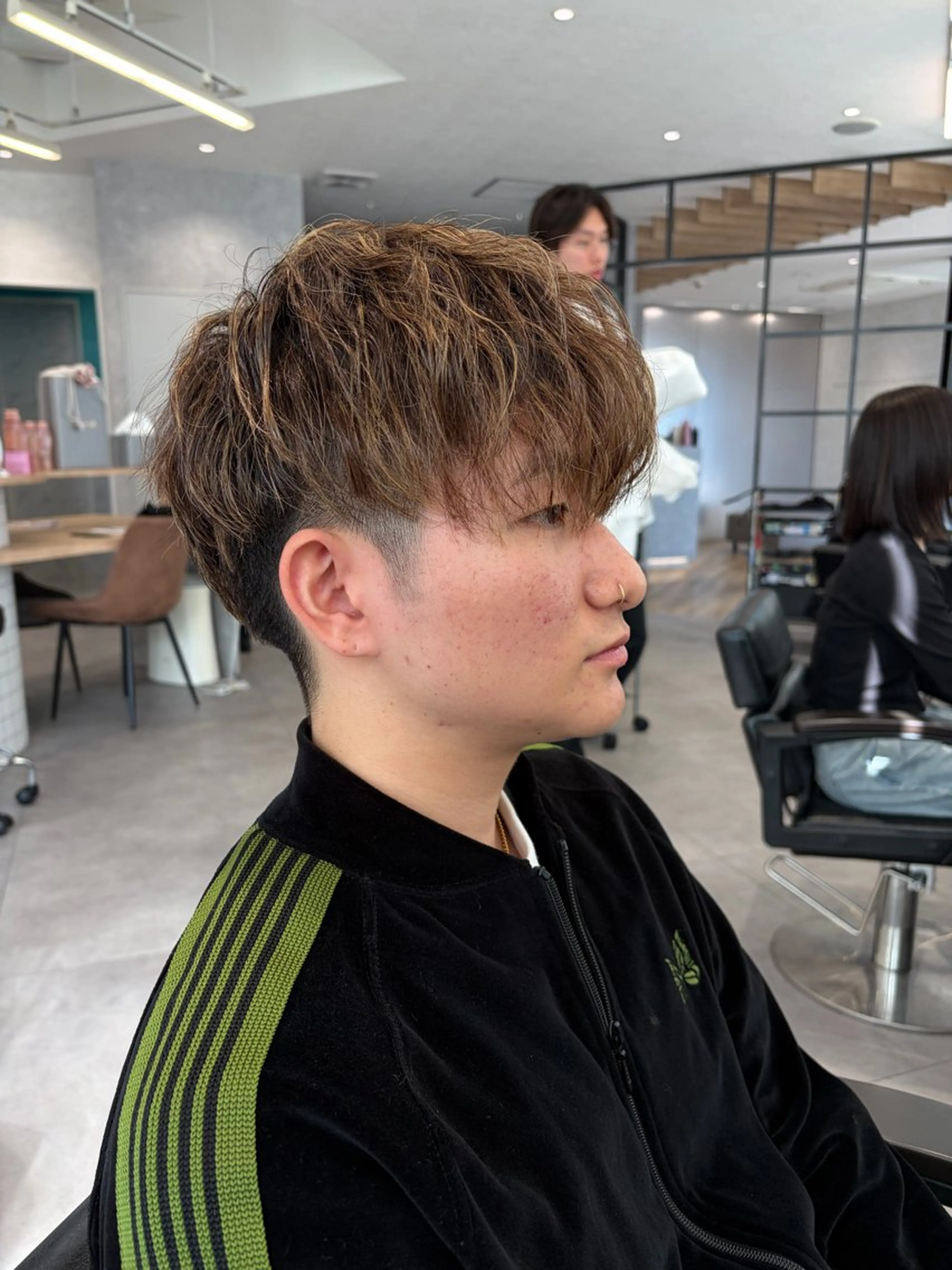 ショート ヘアカラー トリートメント 柴田樹/大人可愛い 艶髪カラー/髪質改善のヘアスタイル