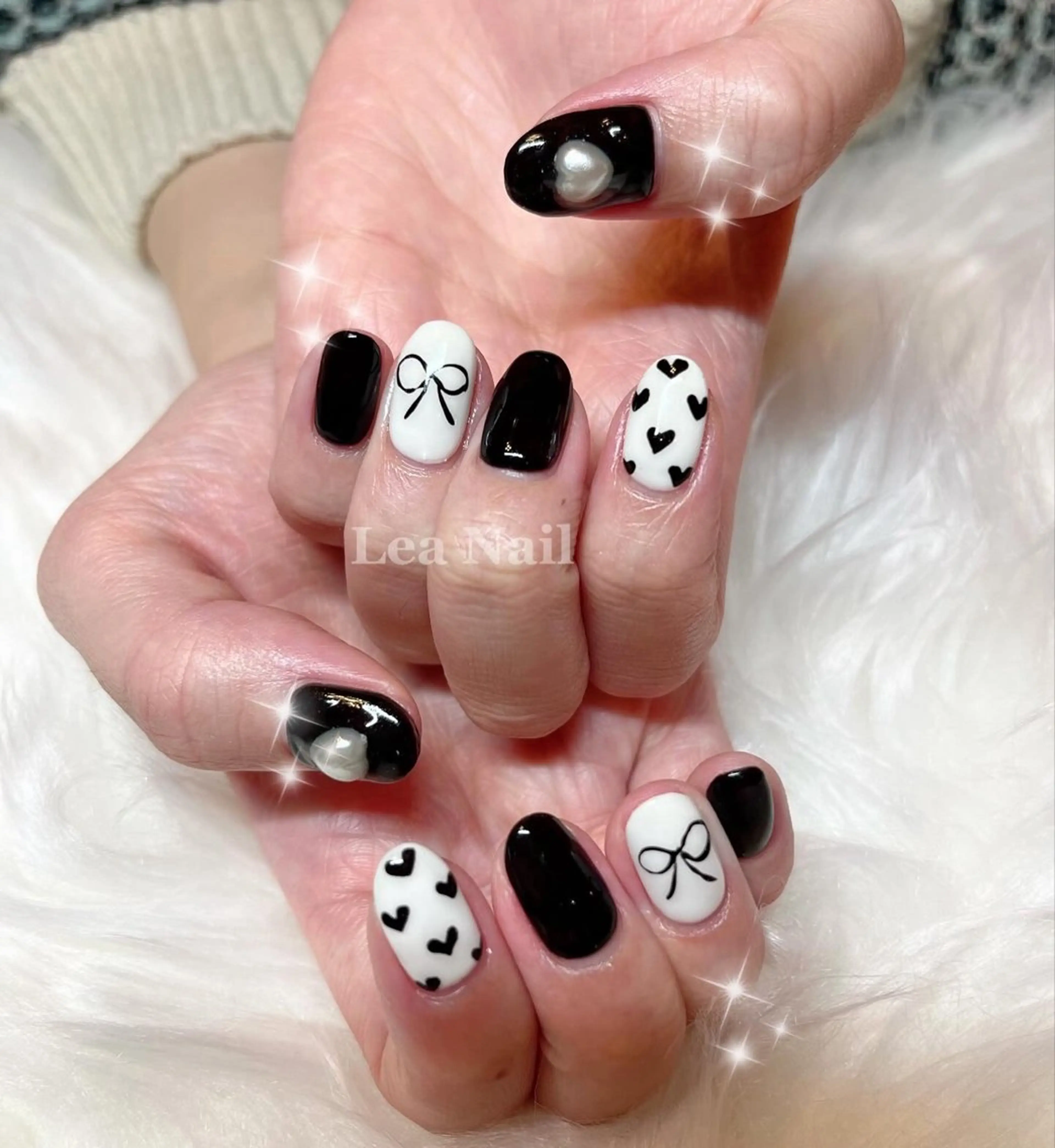 ネイル アートネイル ハート リボン ハンドネイル Lea Nailのネイルデザイン