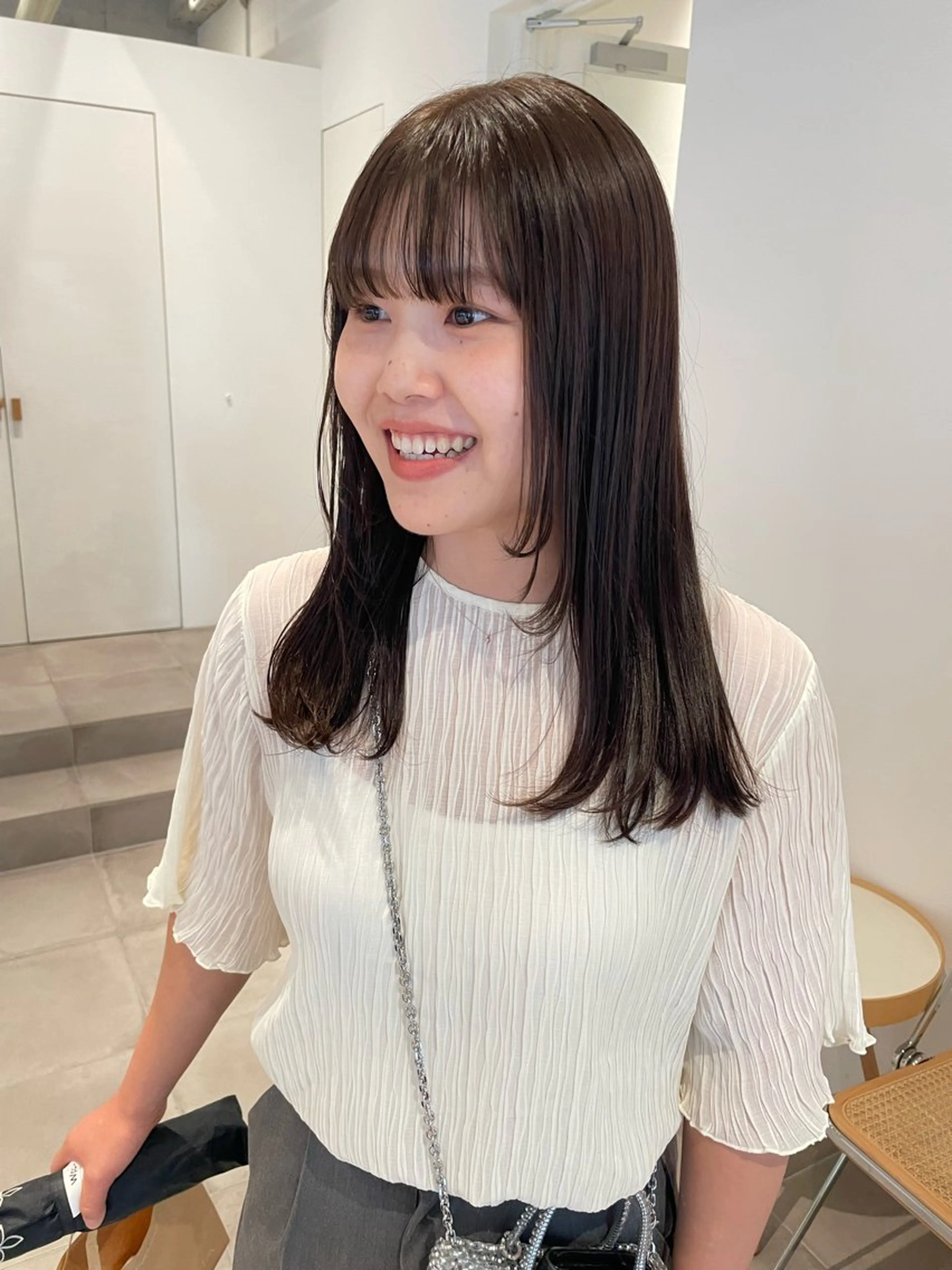 ミディアム カラー 土川 陽菜のヘアスタイル