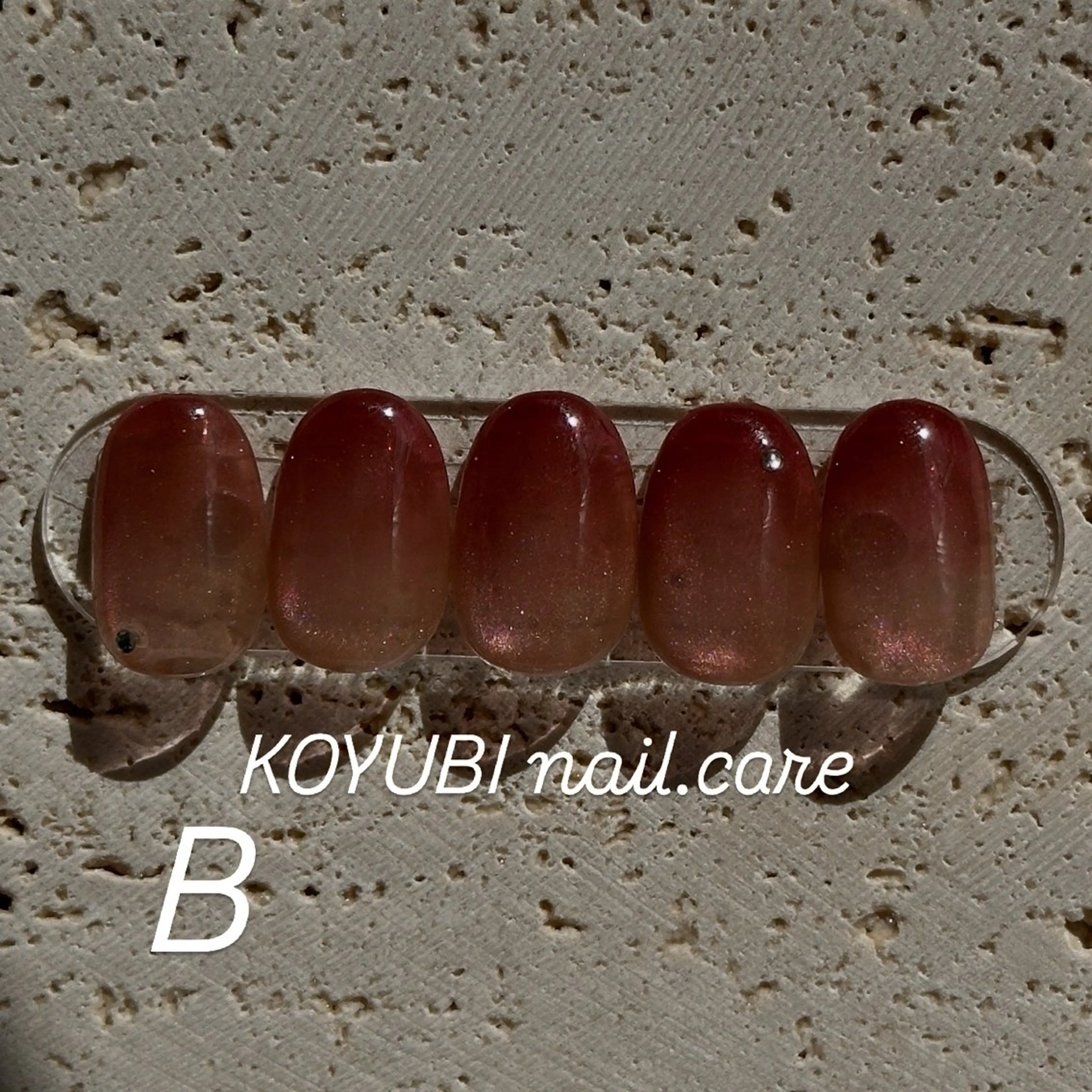 ネイル カジュアル マグネットネイル オフィスネイル シンプルネイル KOYUBI 大関のネイルデザイン