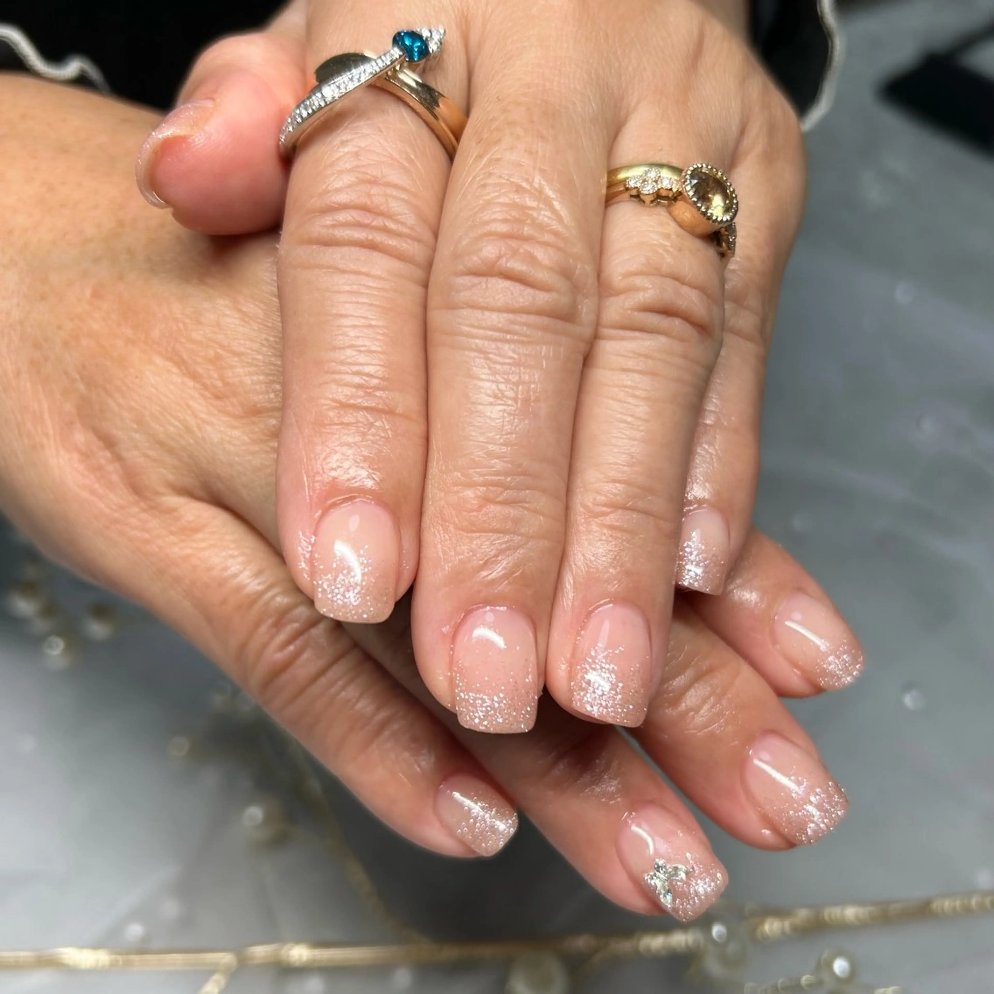 ネイル フラッシュネイル グラデーション キラキラネイル ハンドネイル ten nail salon　かえでのネイルデザイン