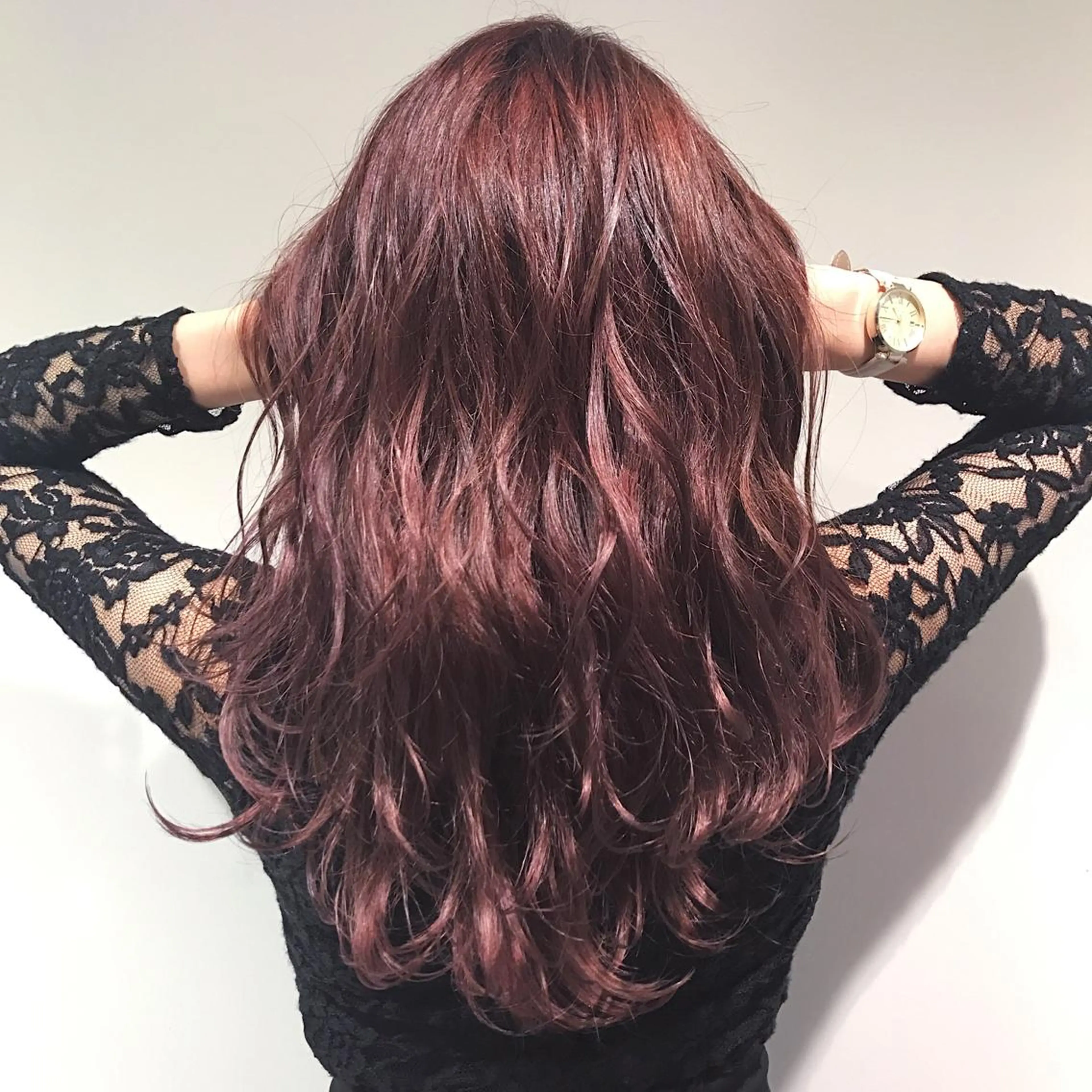 ロング カラー ヘアアレンジ Zina渋谷エリア マネージャShionのヘアスタイル