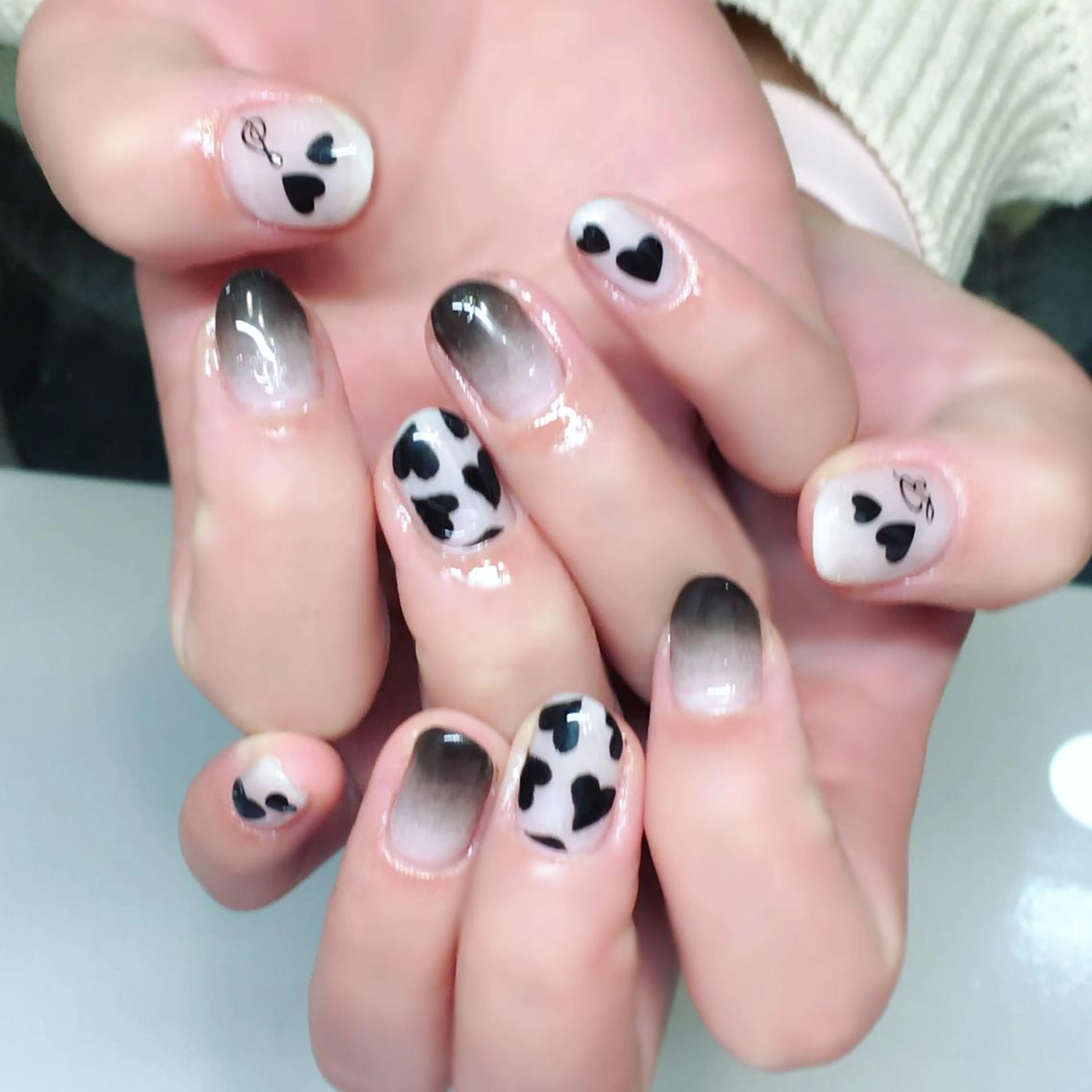 ネイル ジェルネイル ハート ワンホンネイル 冬ネイル Nyanco Nailのネイルデザイン
