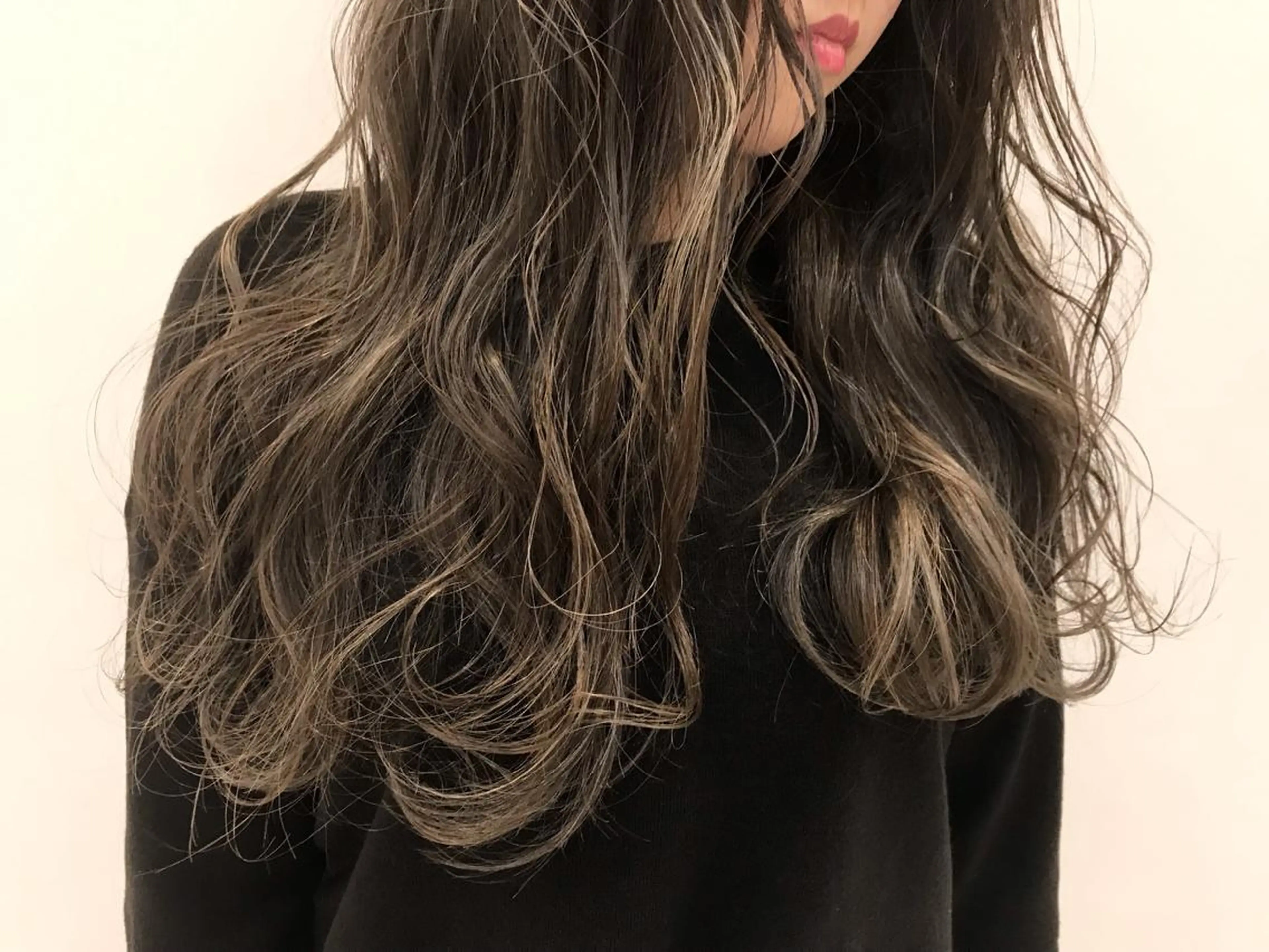 ロング カラー シールエクステ⭐️ オオミタクヤのヘアスタイル