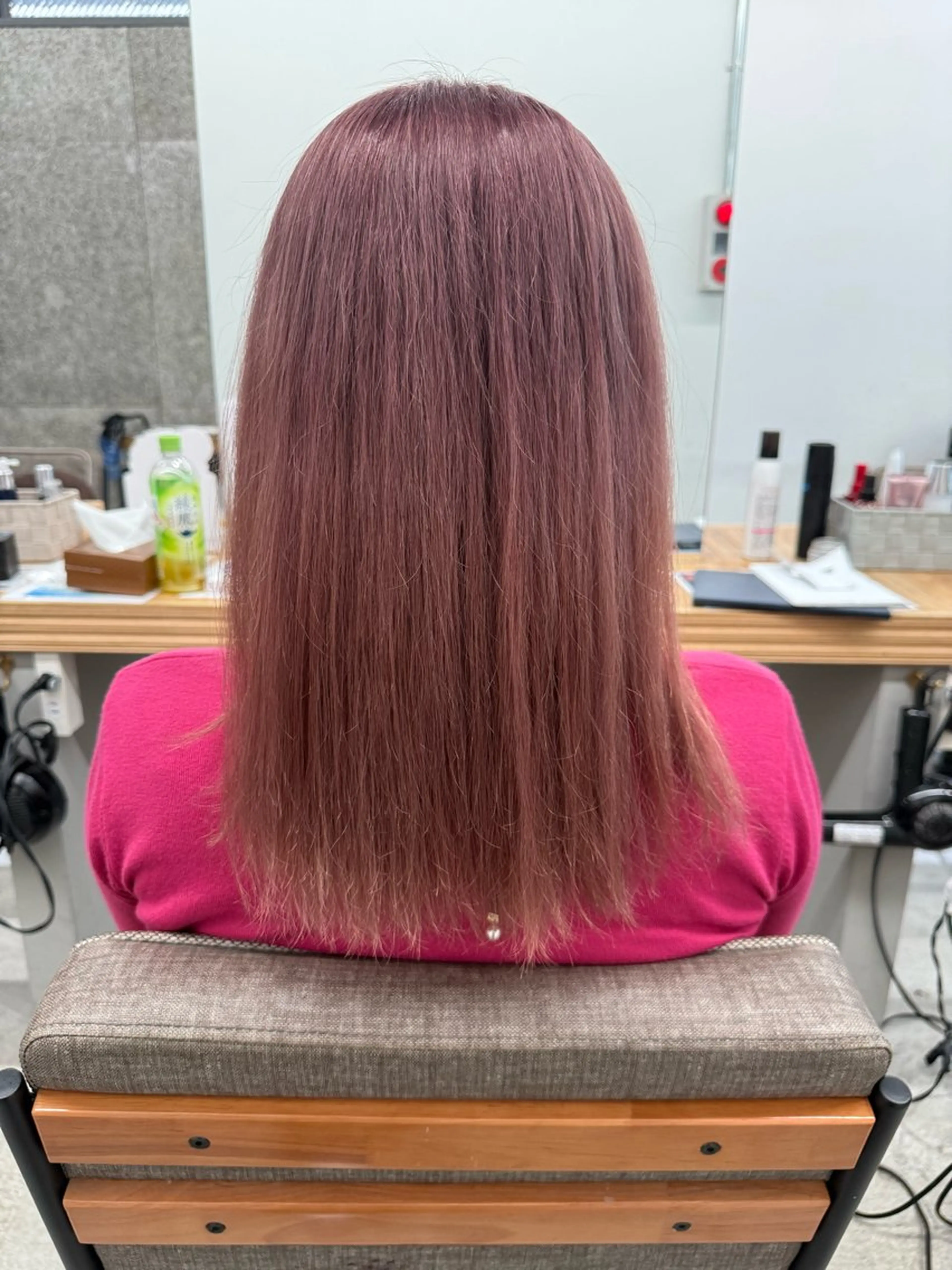 ロングヘア、ミディアムヘアカットの写真