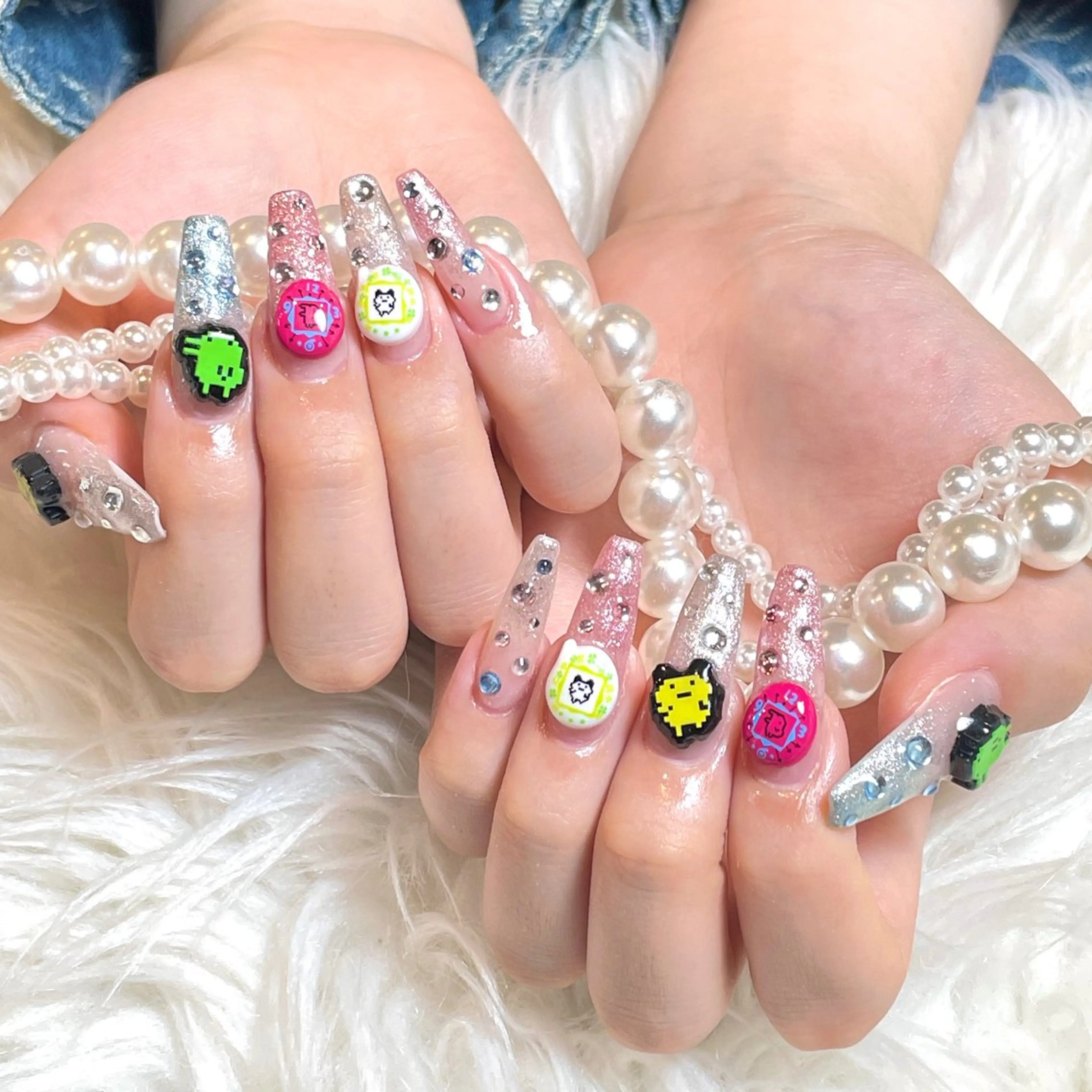 ネイル 持ち込み ストーンネイル ハンドネイル yurika 🌷.*･ﾟのネイルデザイン